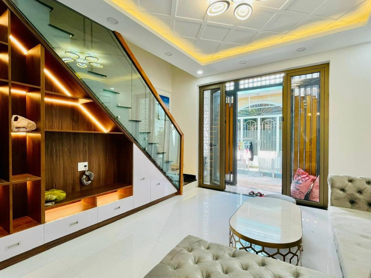 Urban Tranquility Go Vap 2br Apartment