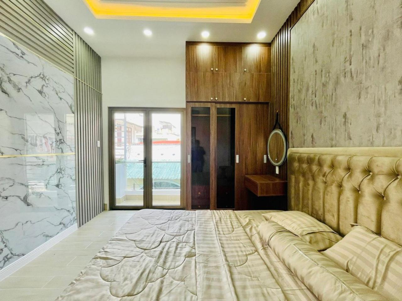 Apartment Urban Tranquility Go Vap 2br Ho Chi Minh City