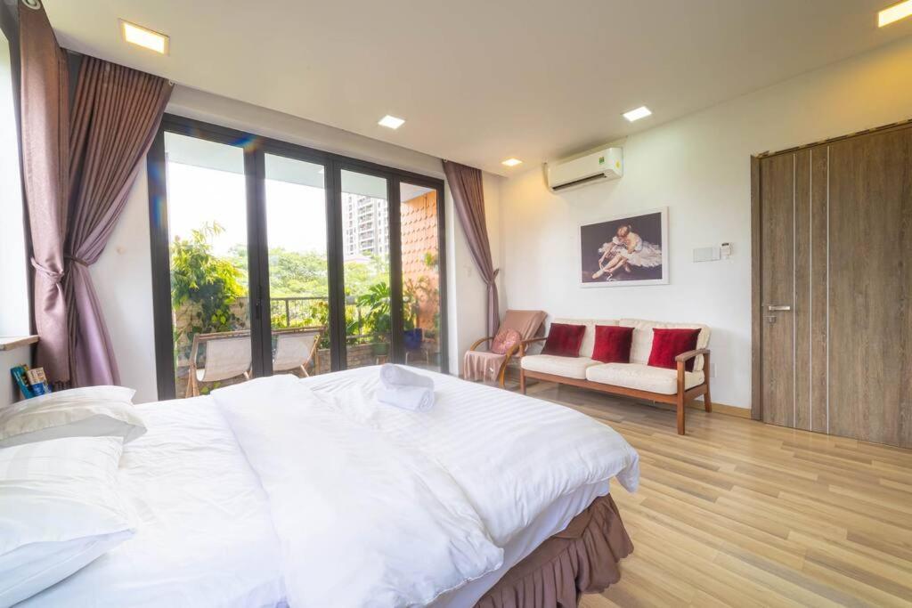 Maison Khu Vuon Nhiet Doi