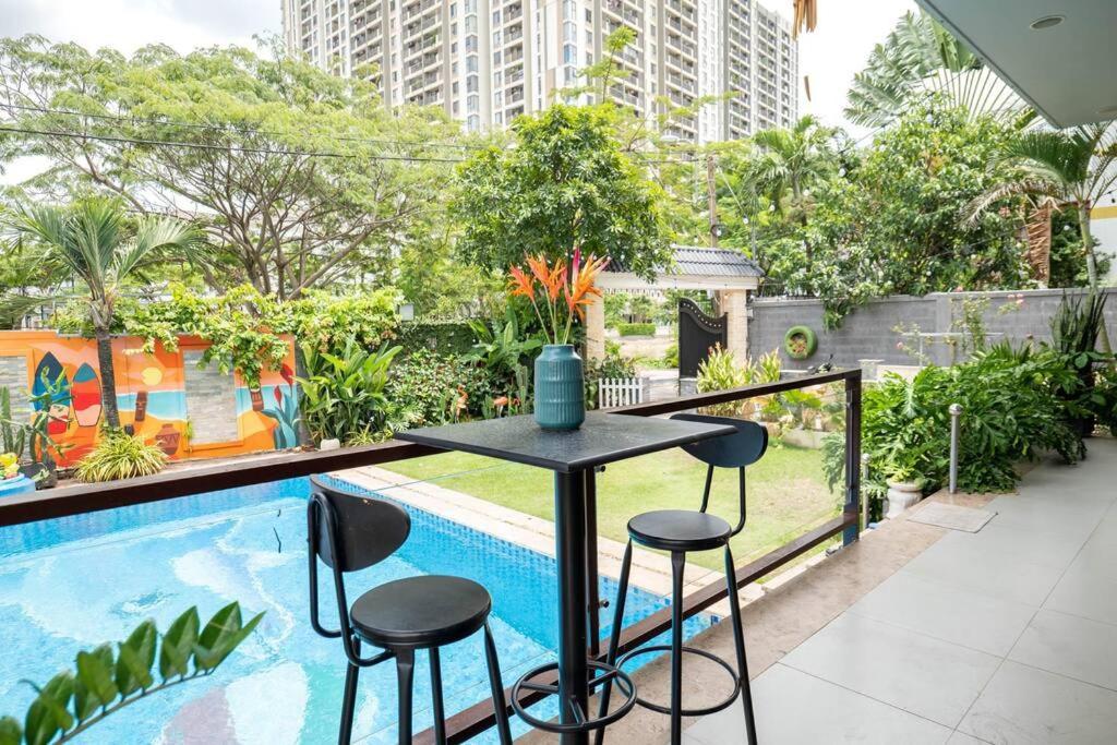 Villa Maison Khu Vuon Nhiet Doi *