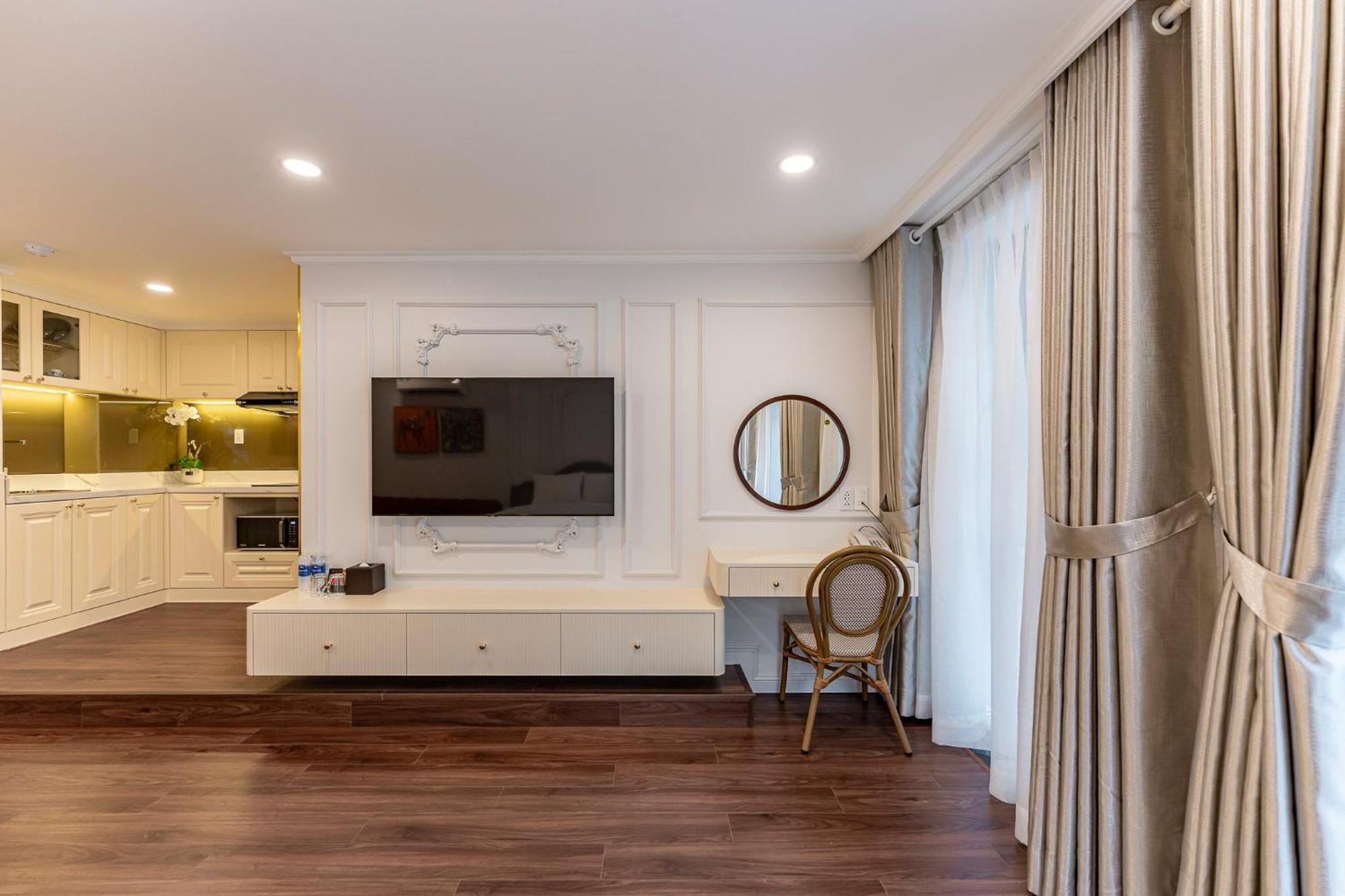 Aparthotel Golden Sun & Ho Chi Minh City