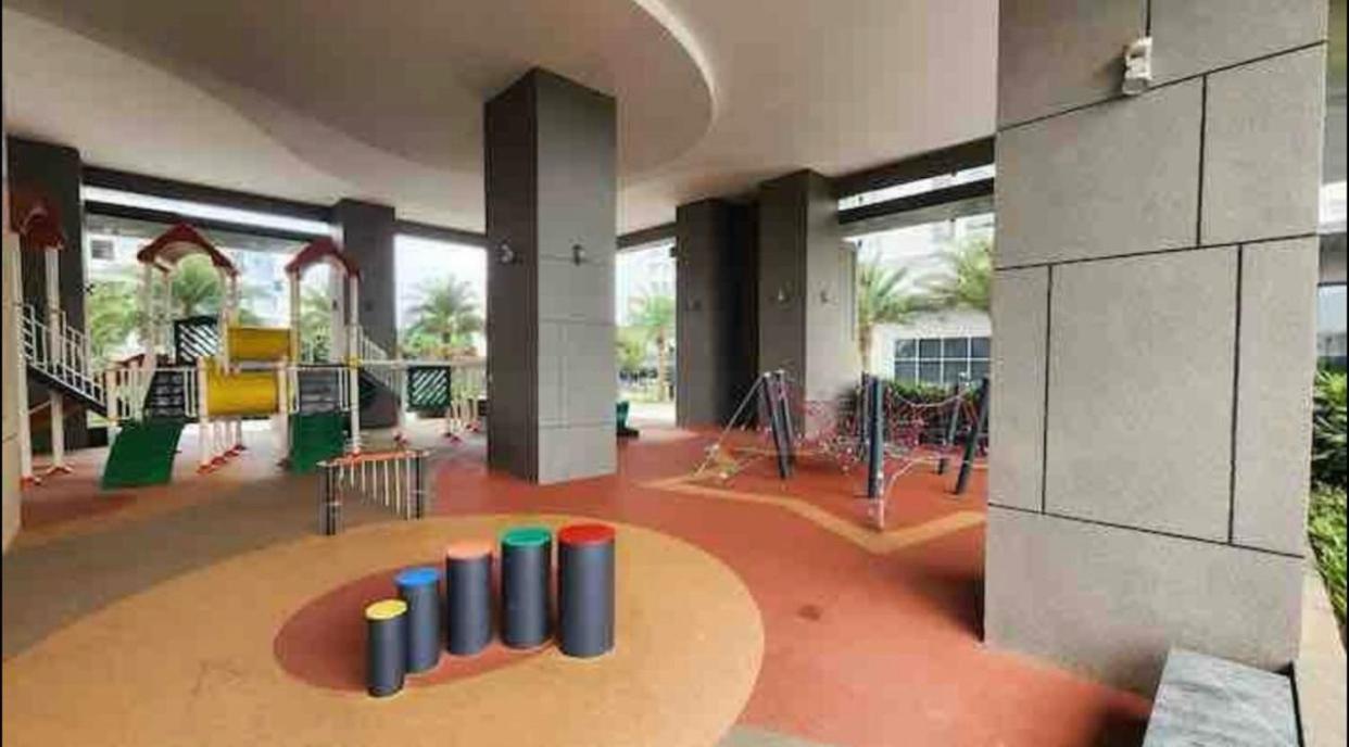 River Panorama For Rent 3 Bedroom River Side Apartment *