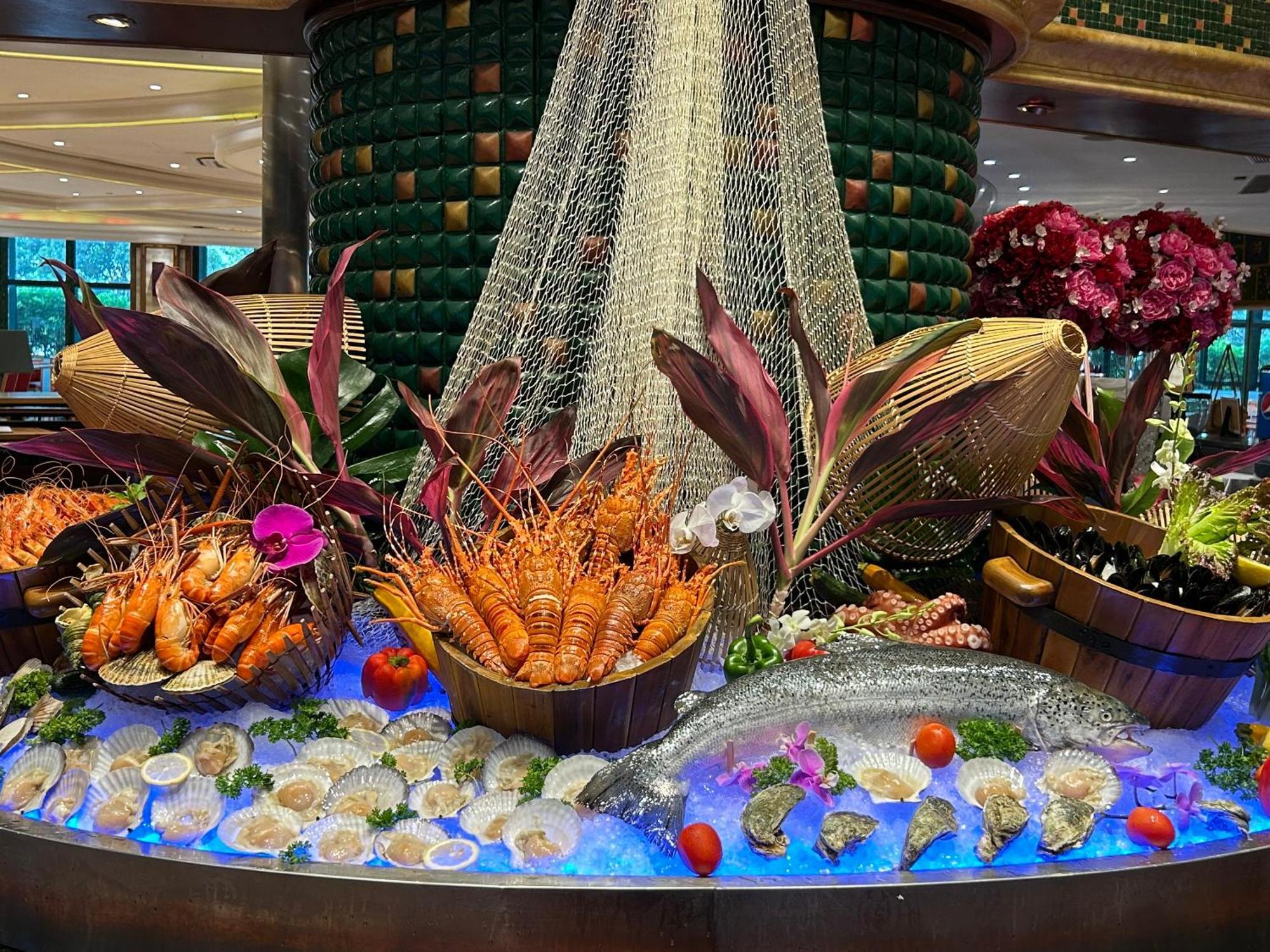 Khách sạn Windsor Plaza