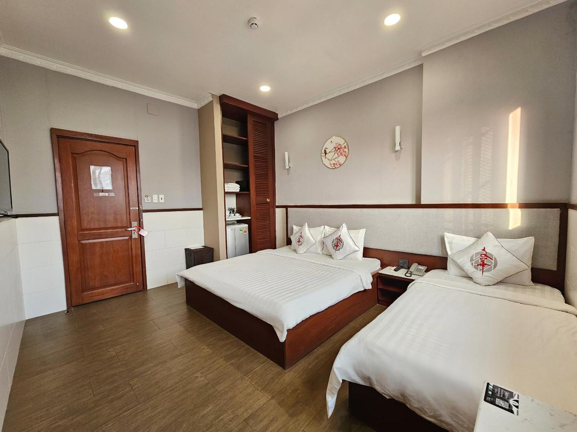 Hoa Ho Chi Minh City