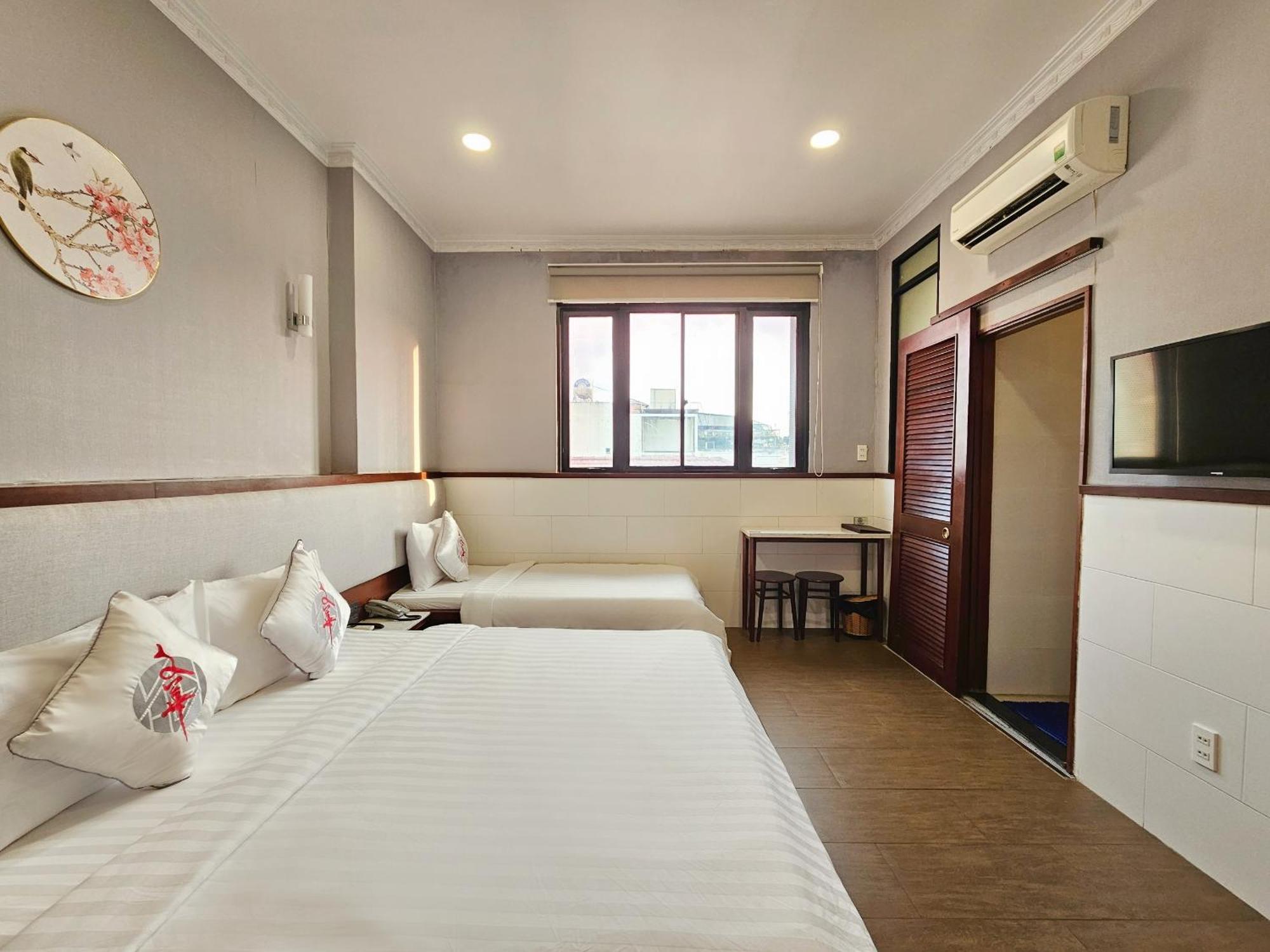 Hoa Hotel Ho Chi Minh City