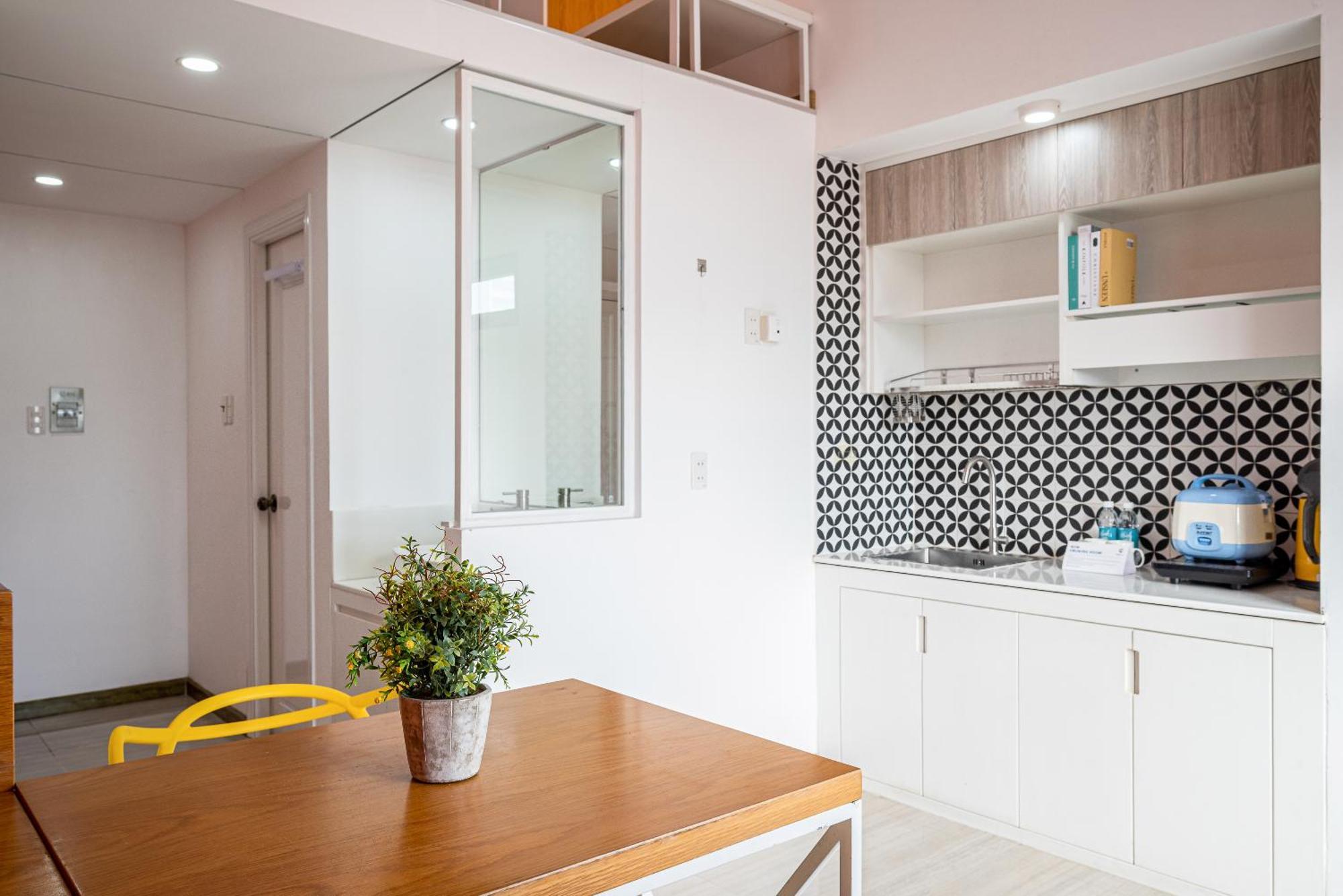 Cozrum Homes - Kola Aparthotel Ho Chi Minh City
