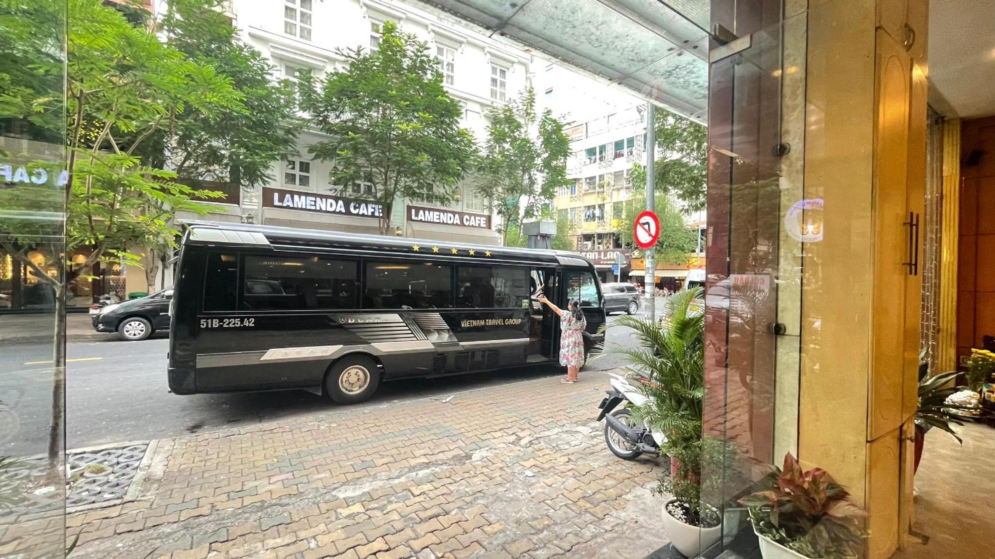 Gold Hotel, Saigon 2*