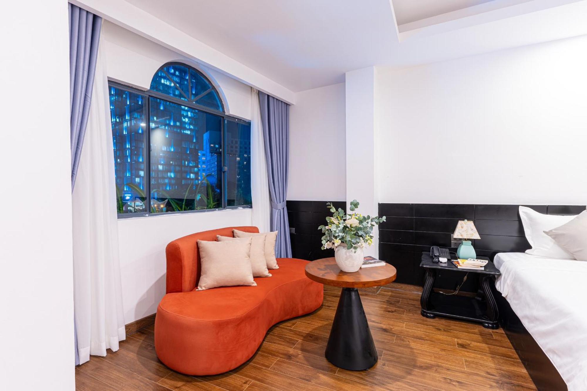 Park View Luxury Hotel 3*