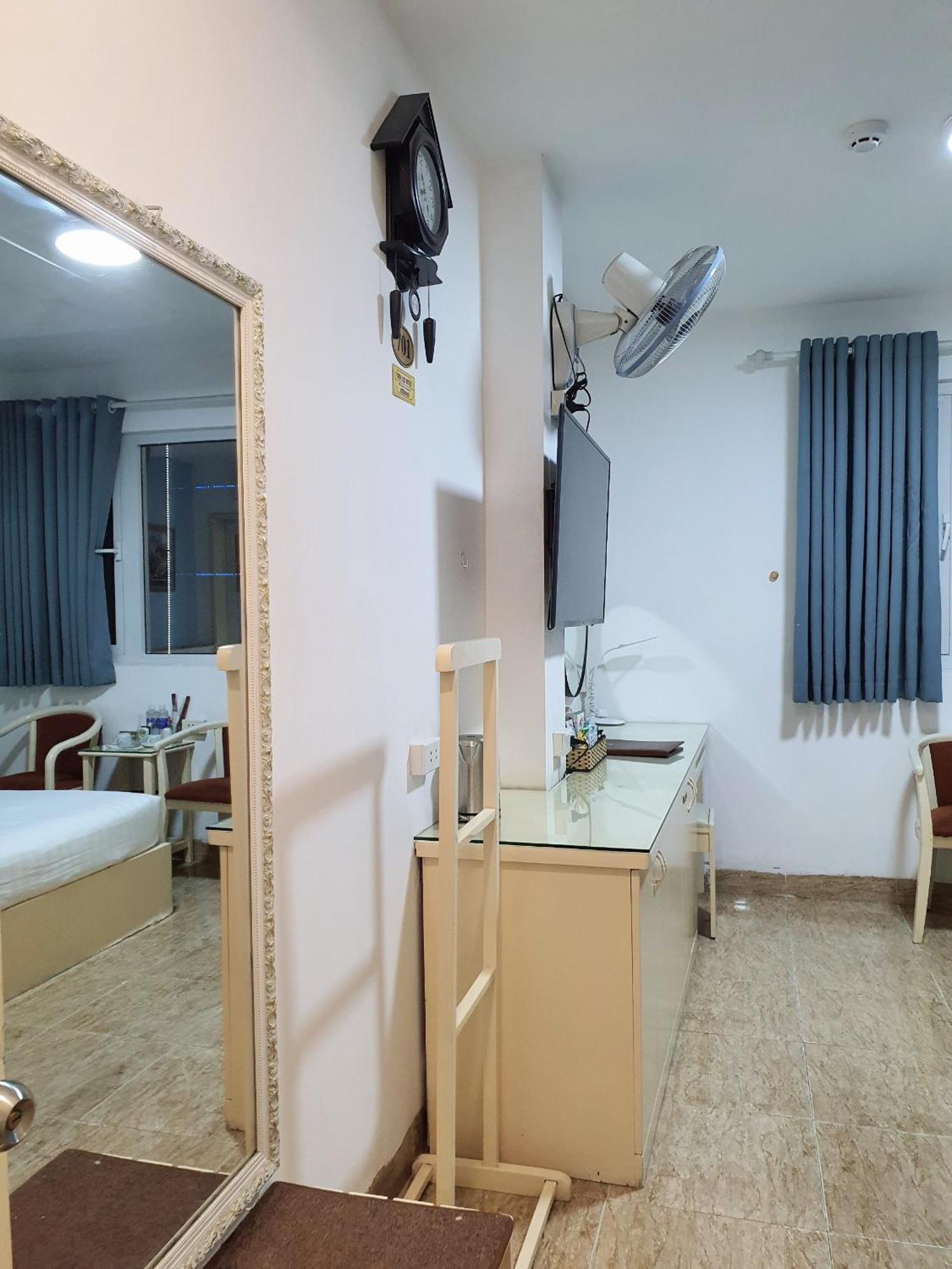 A25 - 22 Nguyen Cu Trinh Hotel 2*
