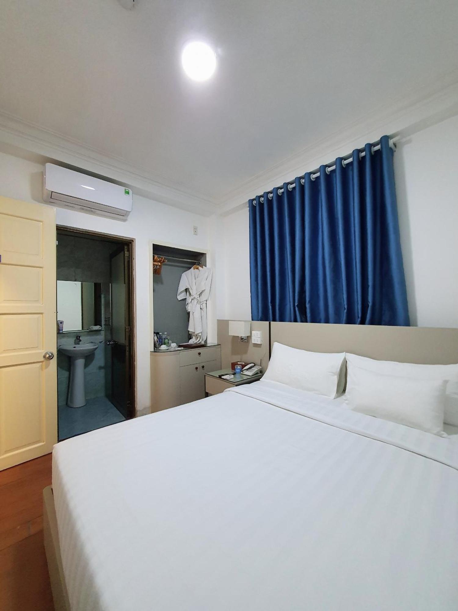 Hotel A25 - 22 Nguyen Cu Trinh 2*