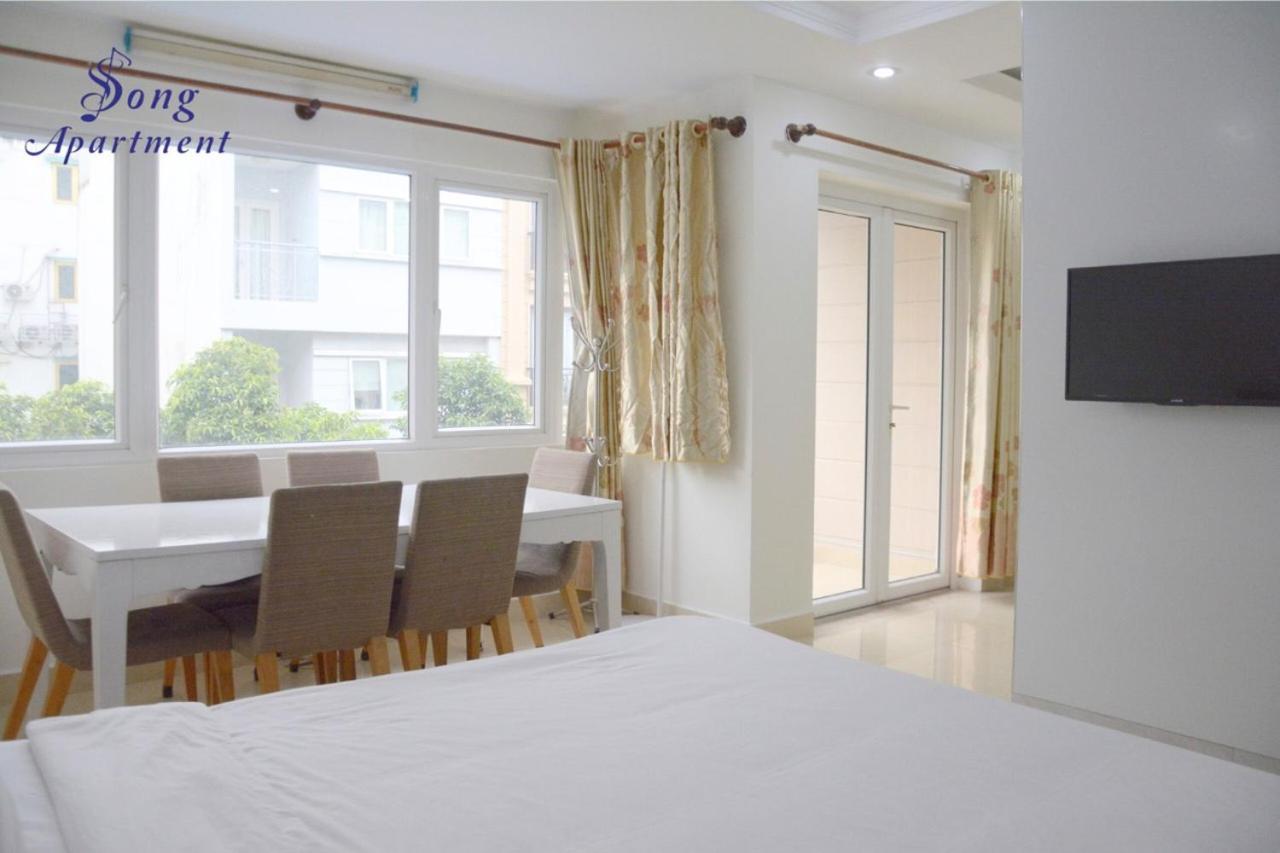 Apartment Song 1 *