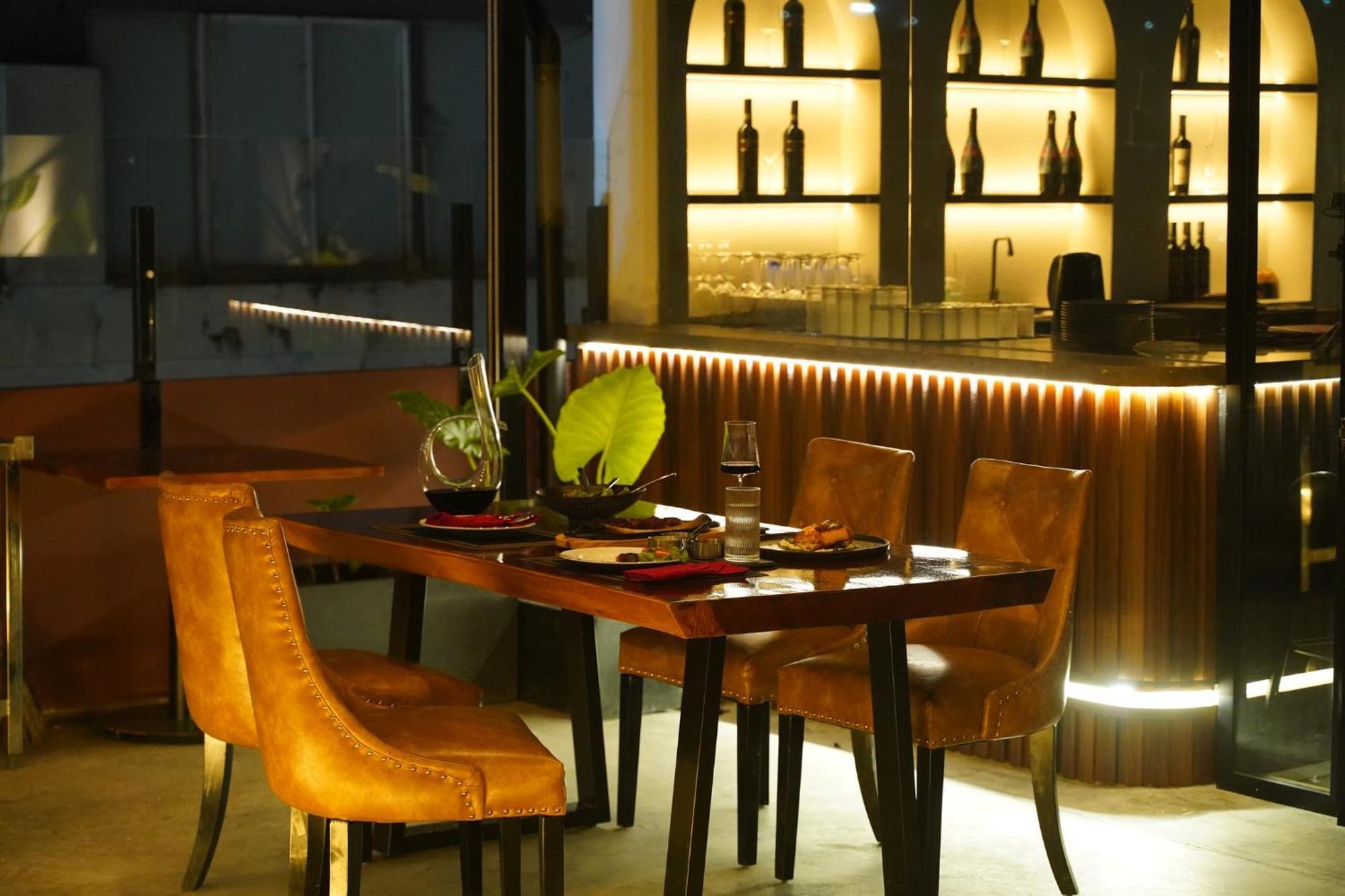 Bros Hotel Ho Chi Minh City