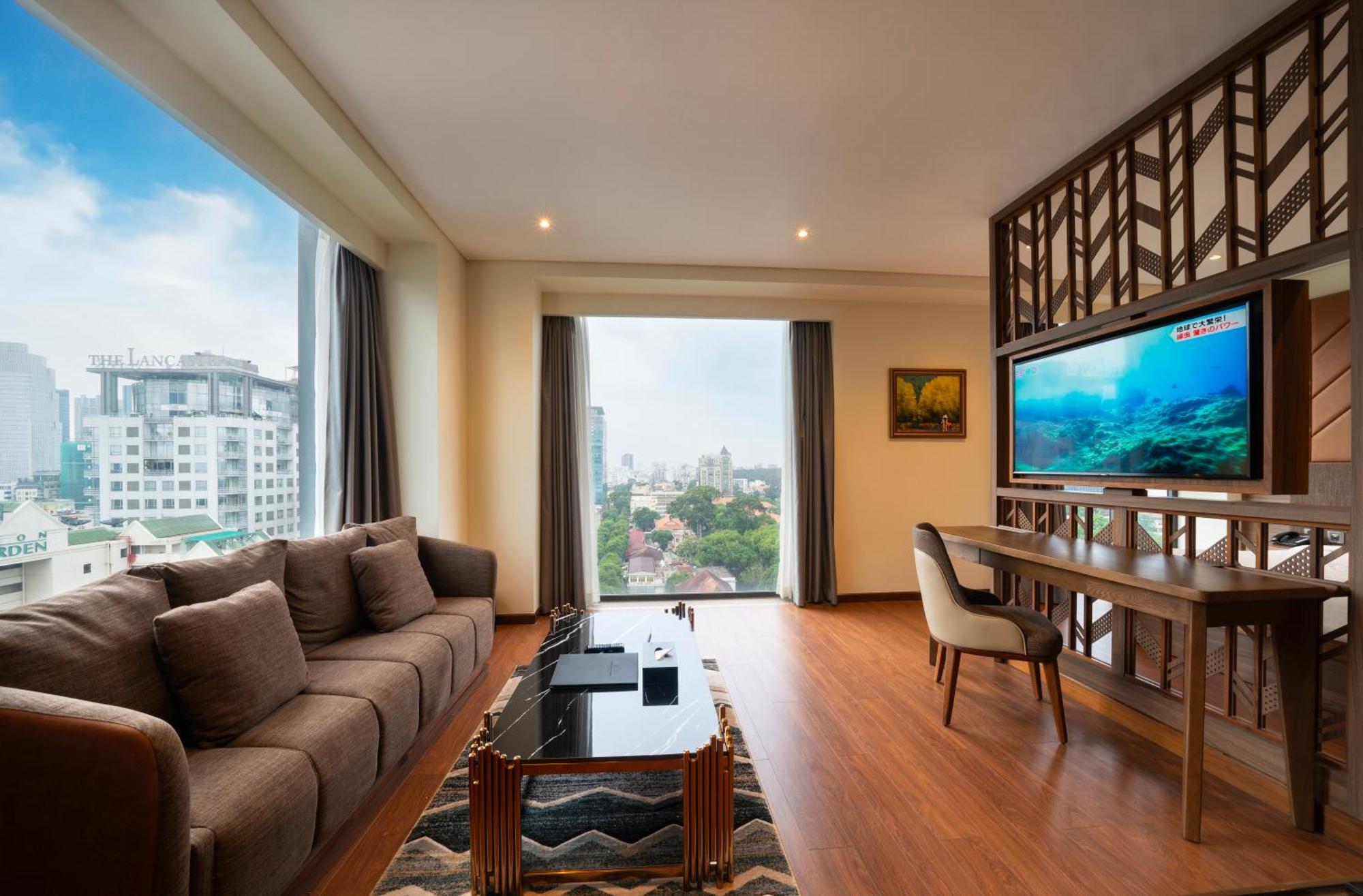 Khách sạn Northern Charm 4*