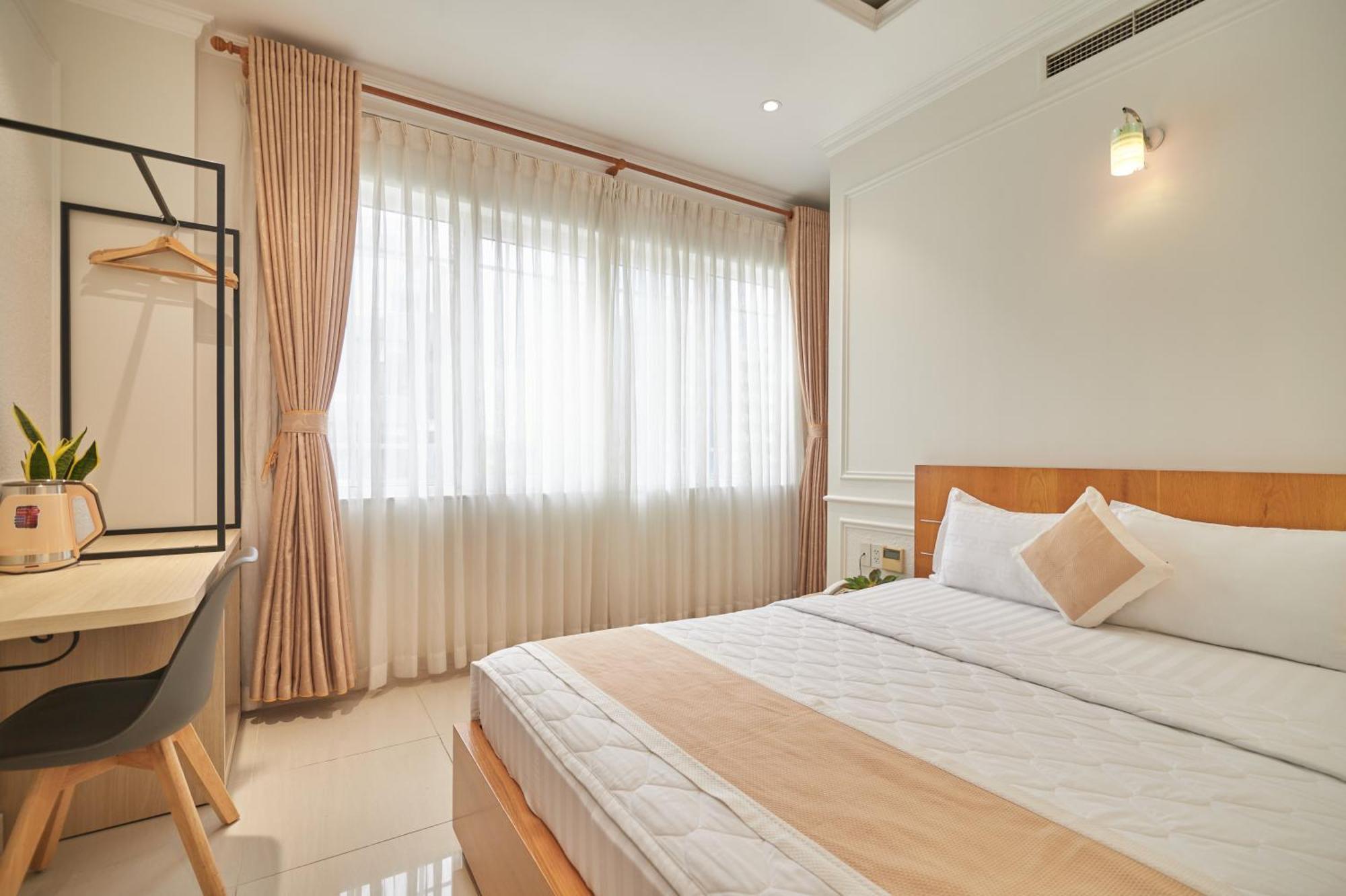Hotel Bin Bin 10 - Mimosa Near Tan Son Nhat Airport