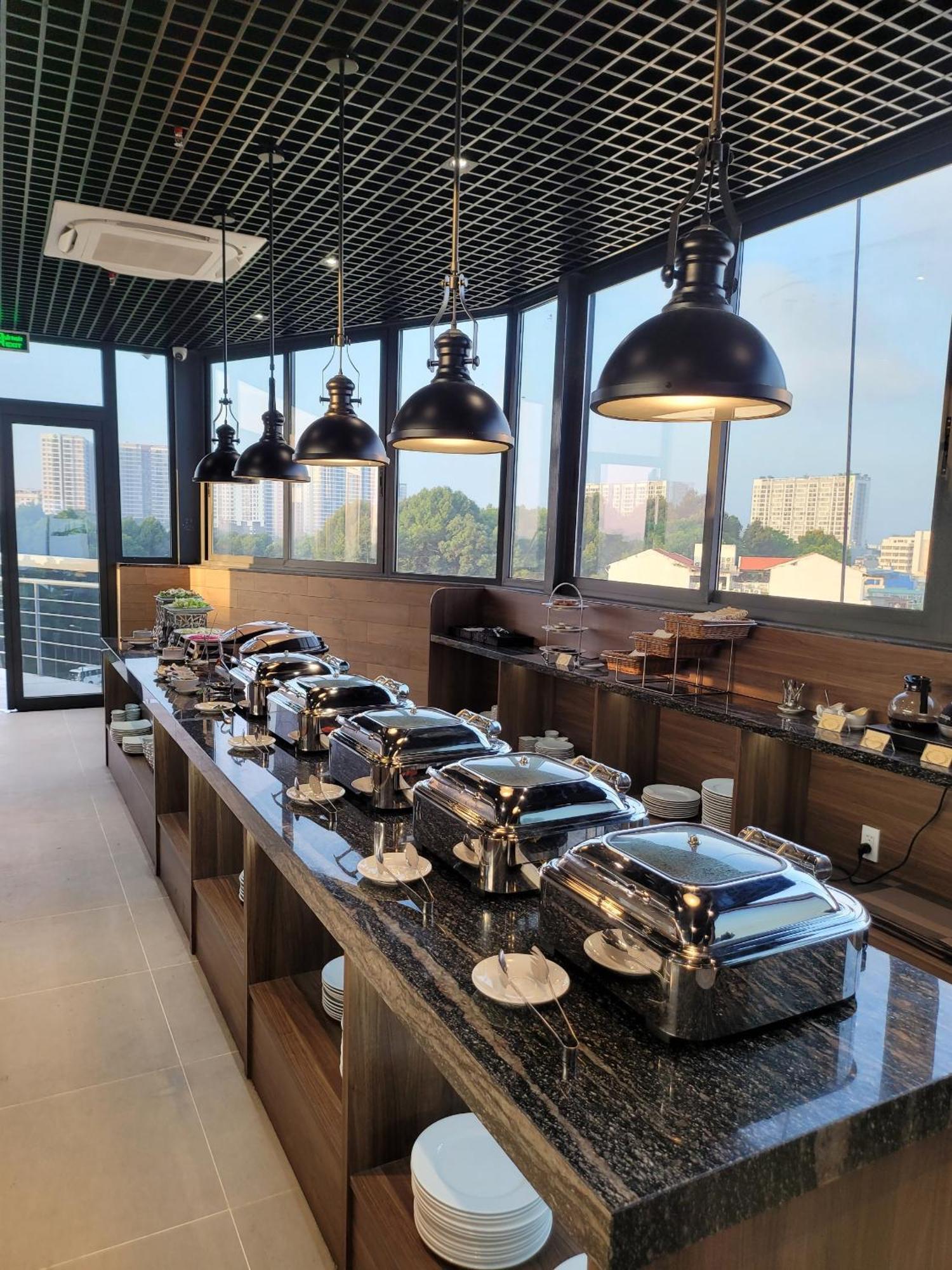 Hotel Thanh Long - Bach Dang 3*