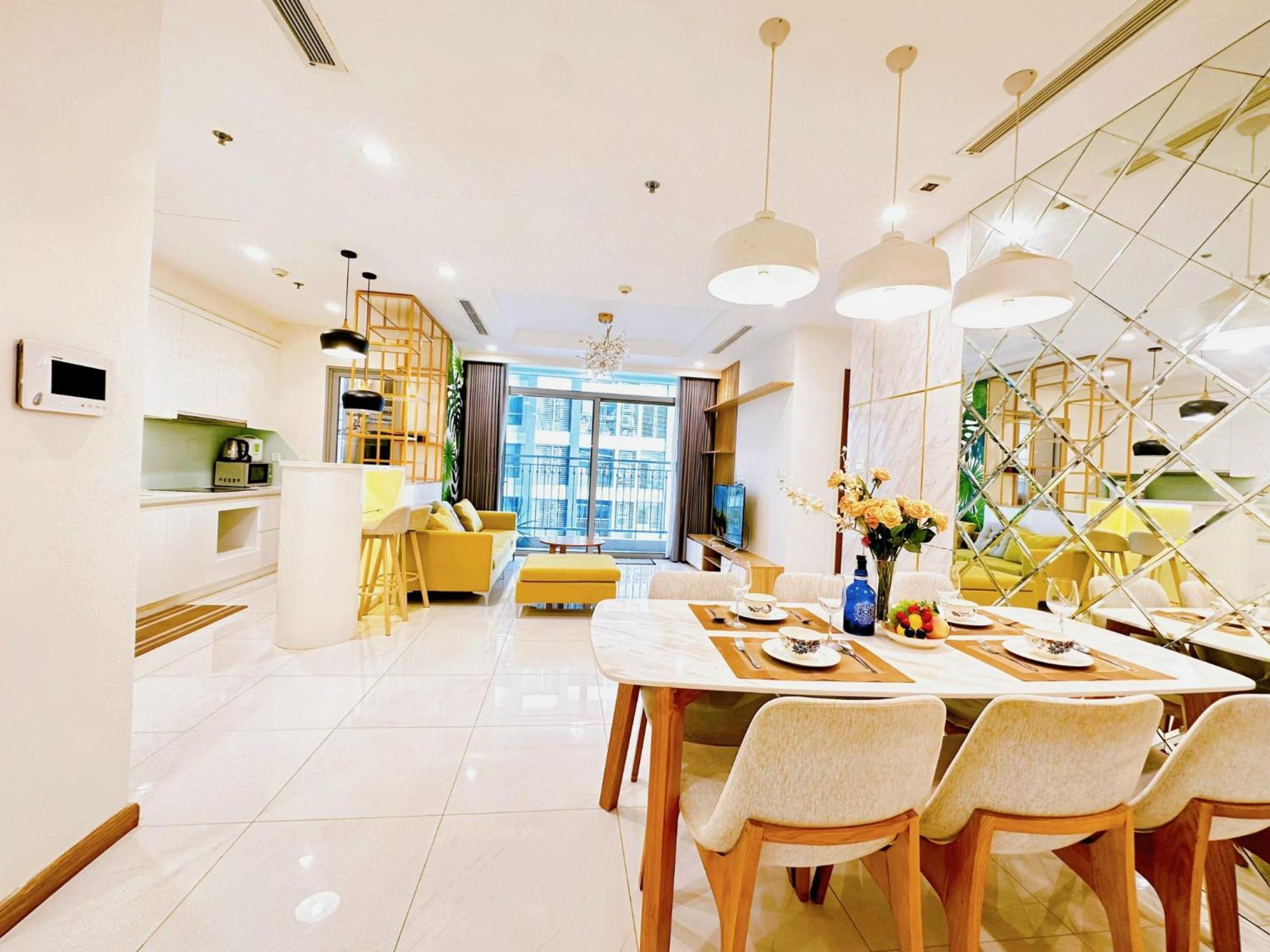 Luxury Vinhomes Central Park Apartment Ho Chi Minh City