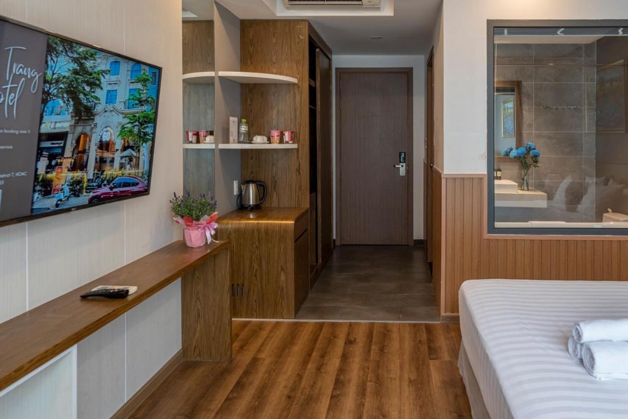 Thao Trang Laluxe Phu My Hung Hotel 3*