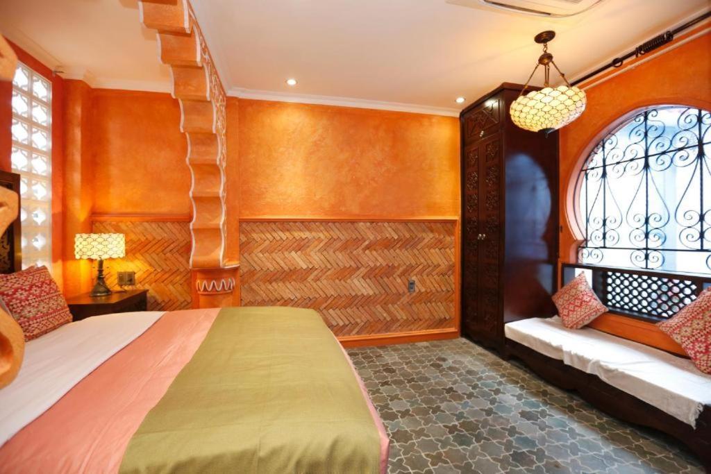 Duc Vuong Saigon - Bui Vien Hotel