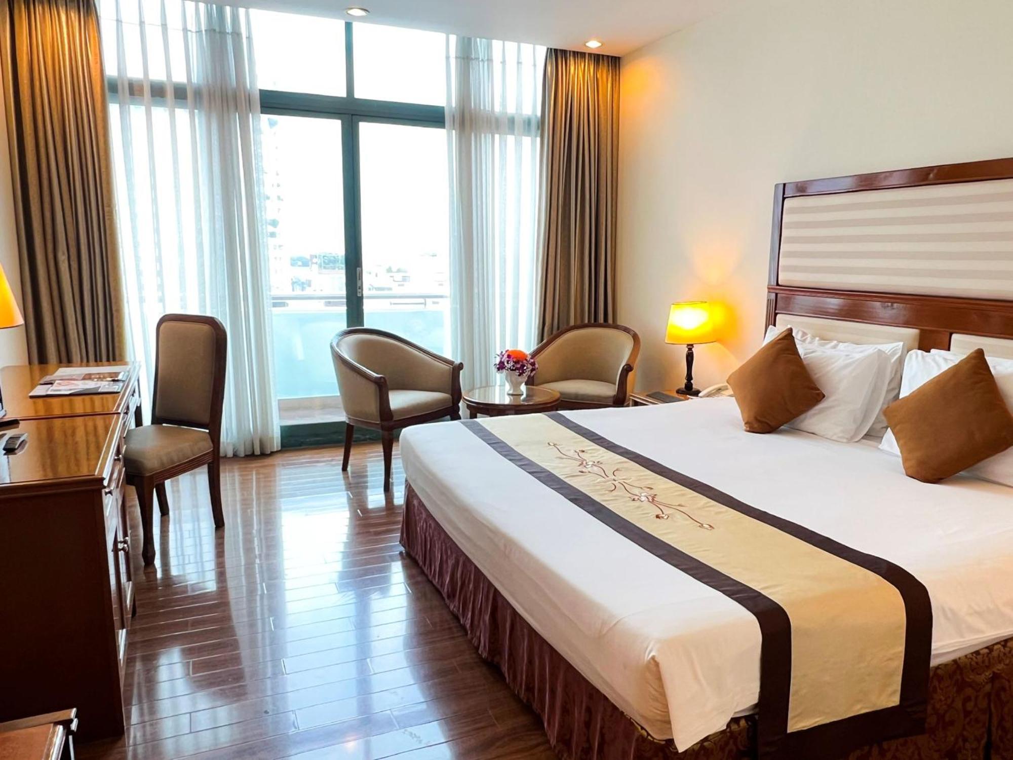 Ramana Saigon 4*
