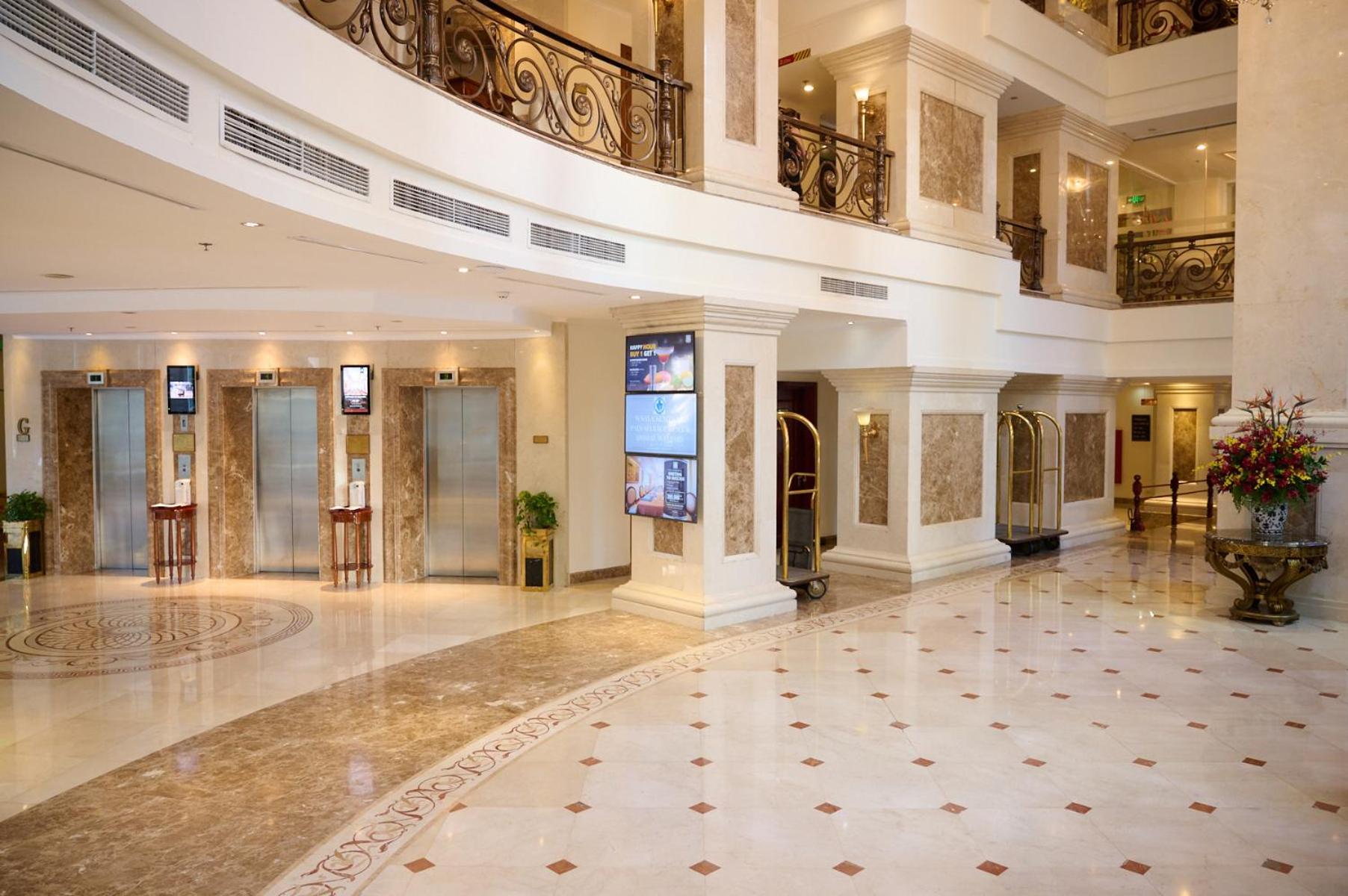 Khách sạn Grand Sài Gòn