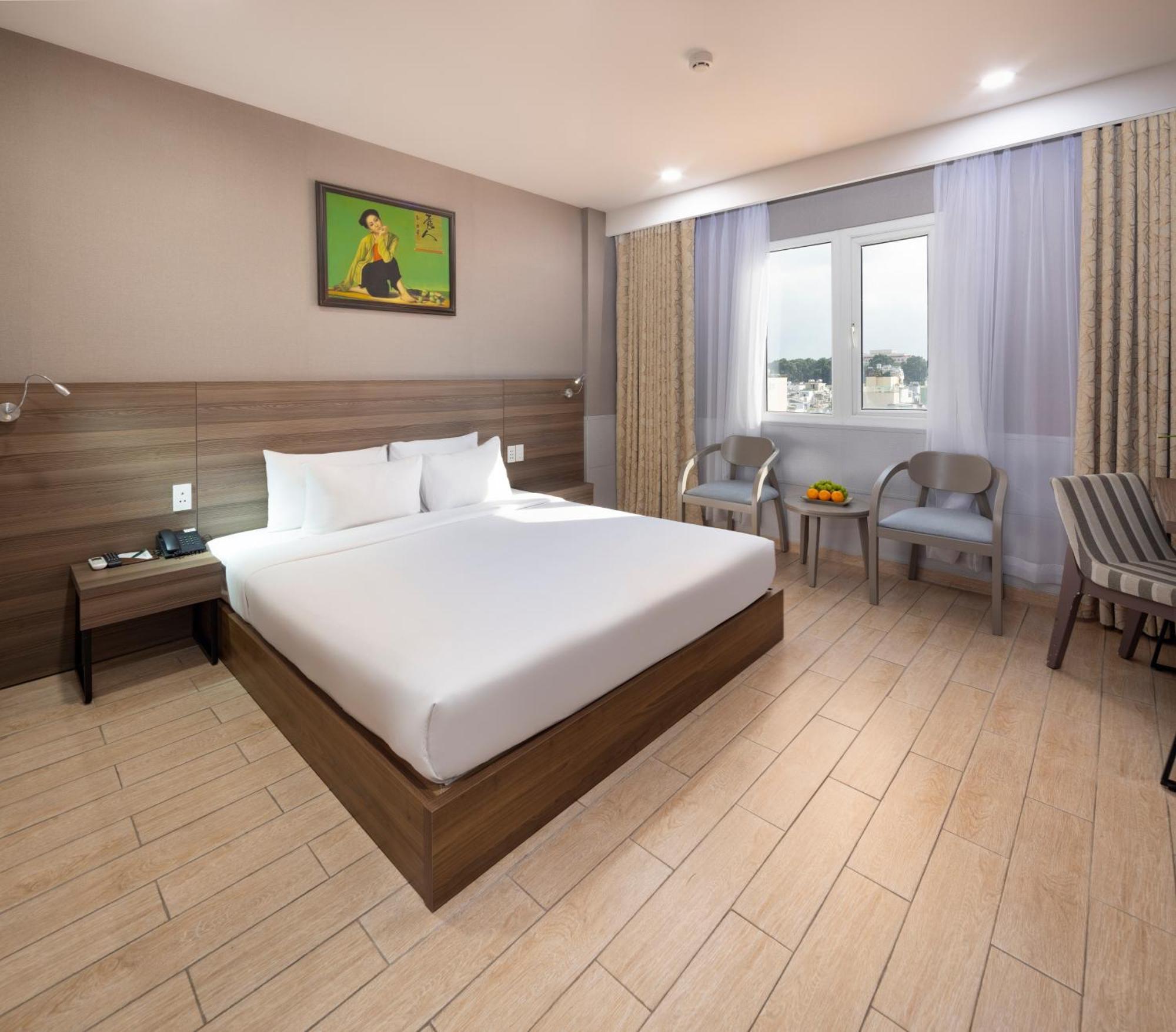 Viet Lotus Saigon Hotel