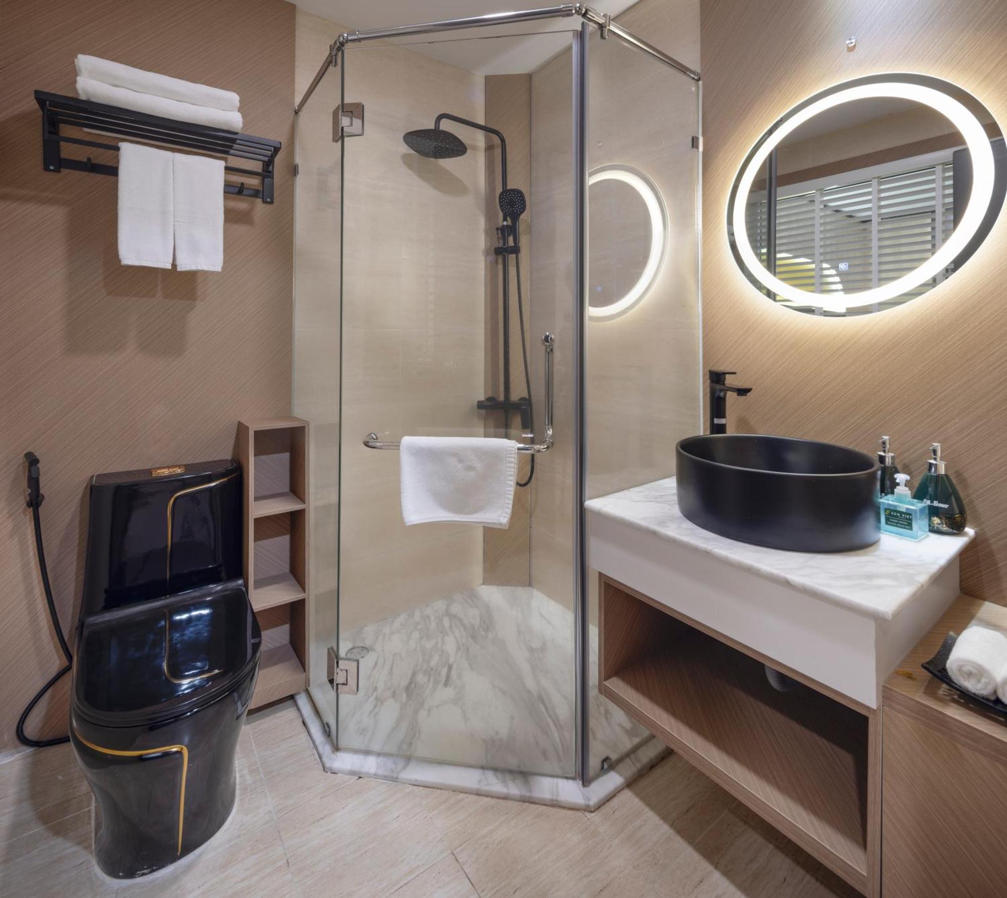 Hotel Viet Lotus Saigon 4*