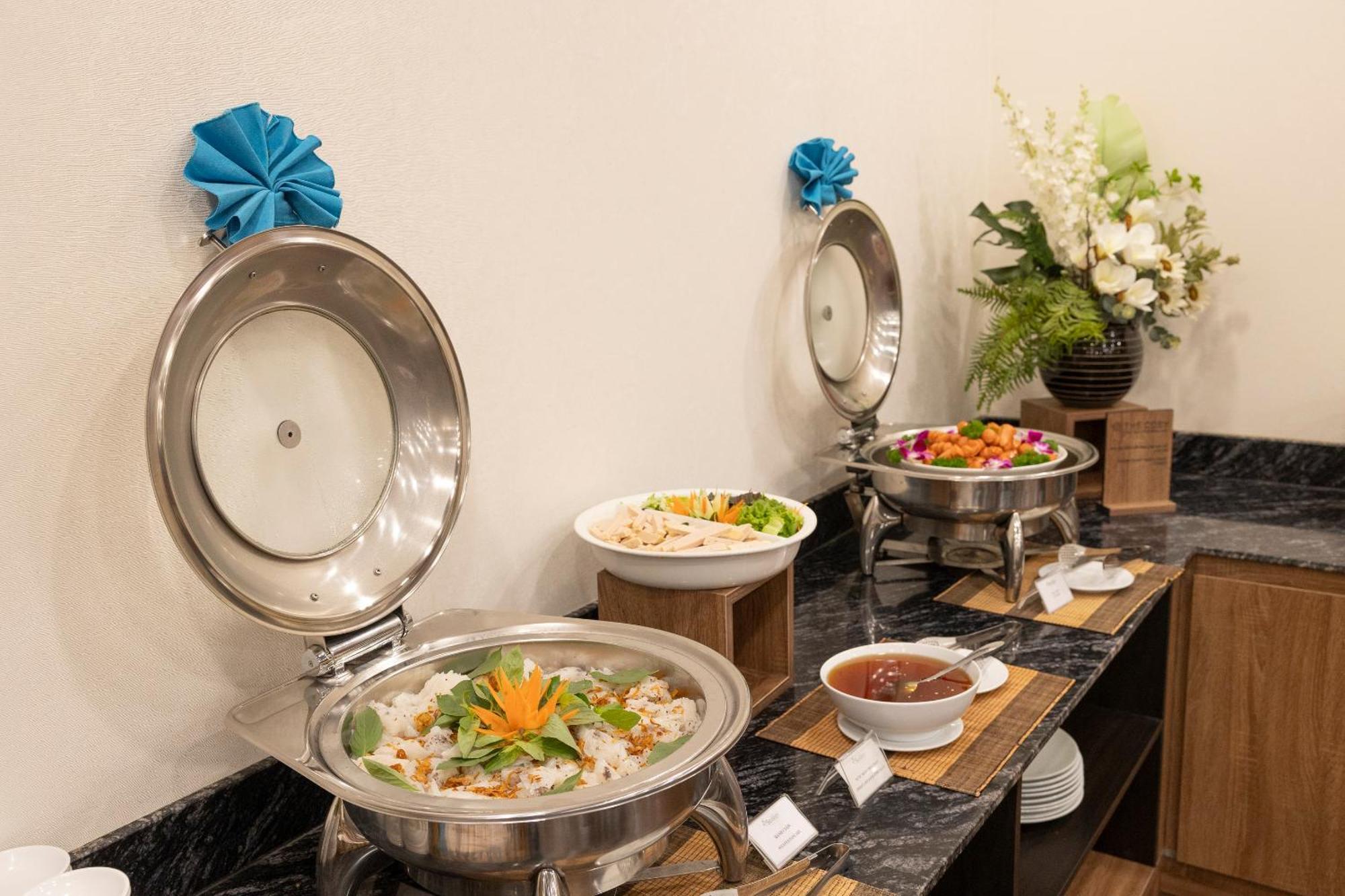 Viet Lotus Saigon 4*