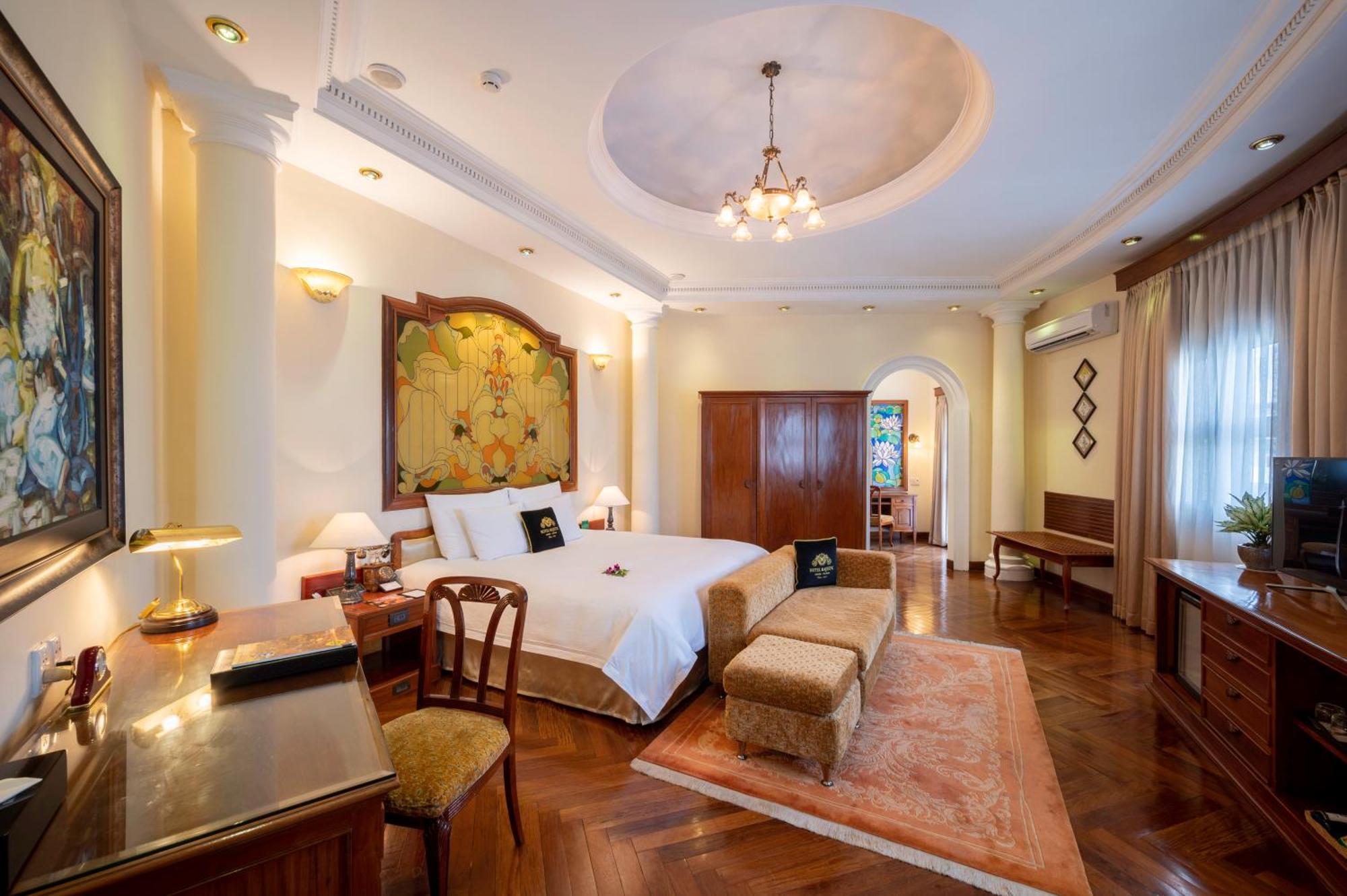 Majestic Saigon Hotel 5*