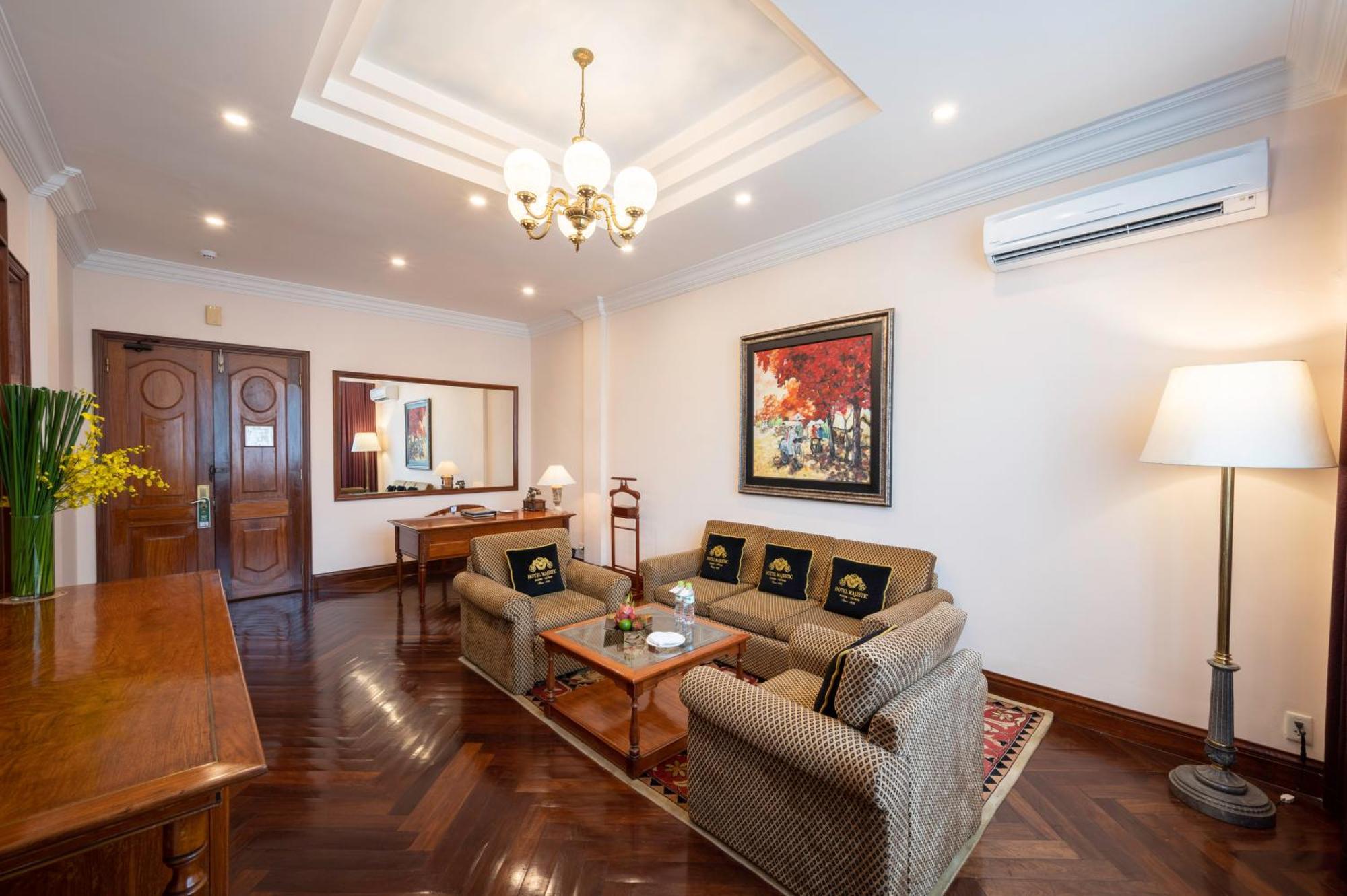 Hotel Majestic Saigon 5*