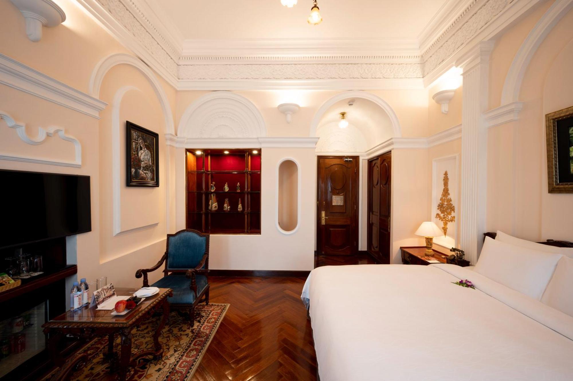 Majestic Saigon Hotel