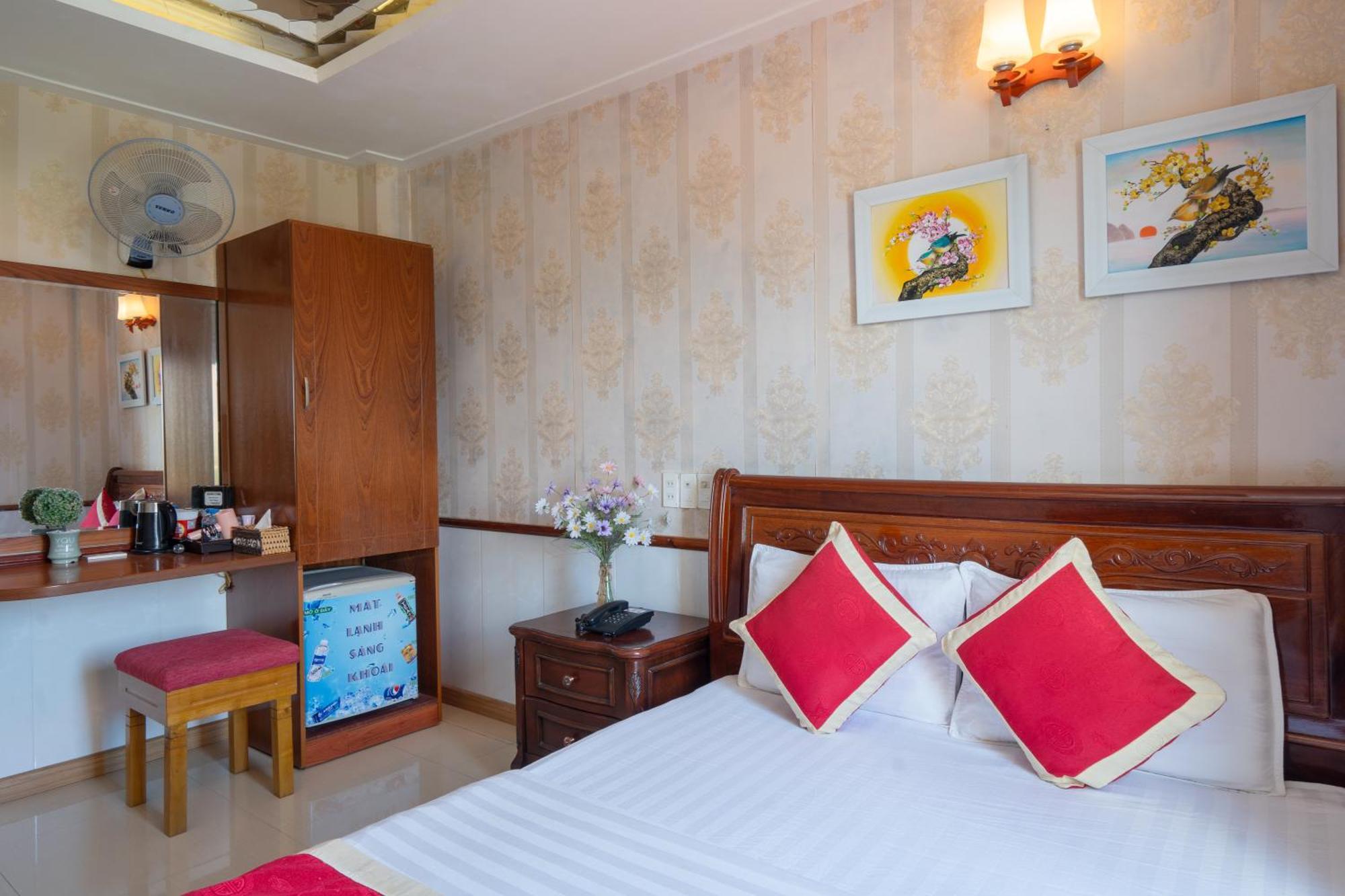 Hotel Nhu Y 2 Ho Chi Minh City