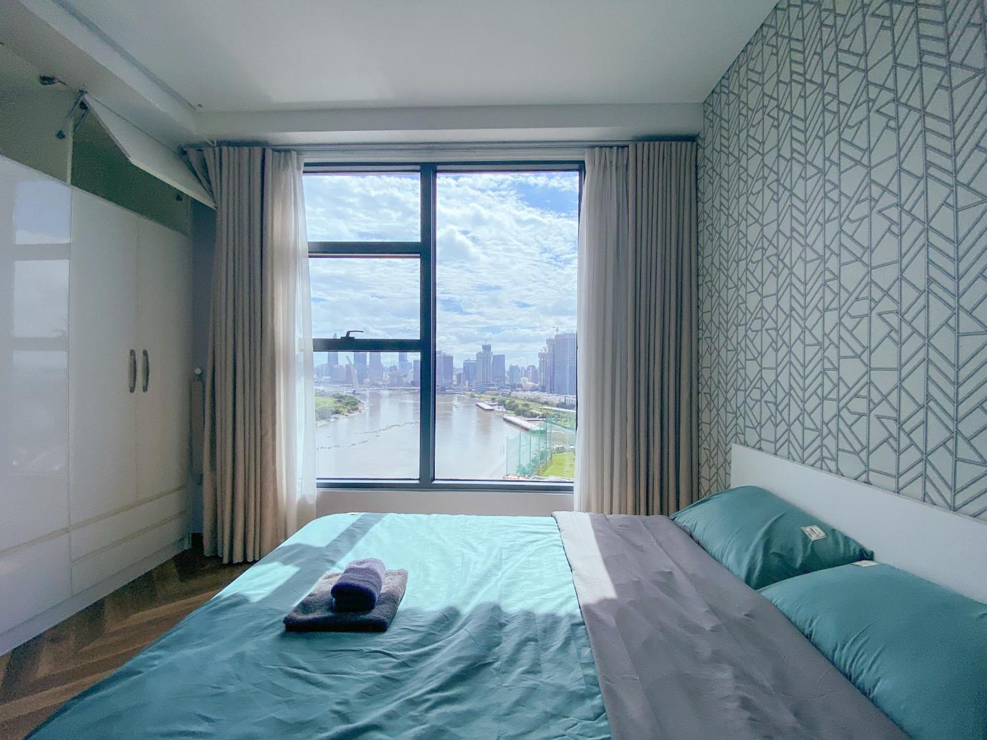 Zeus Living - Cozy 3 Bedroom In Sunwah Pearl * Ho Chi Minh City
