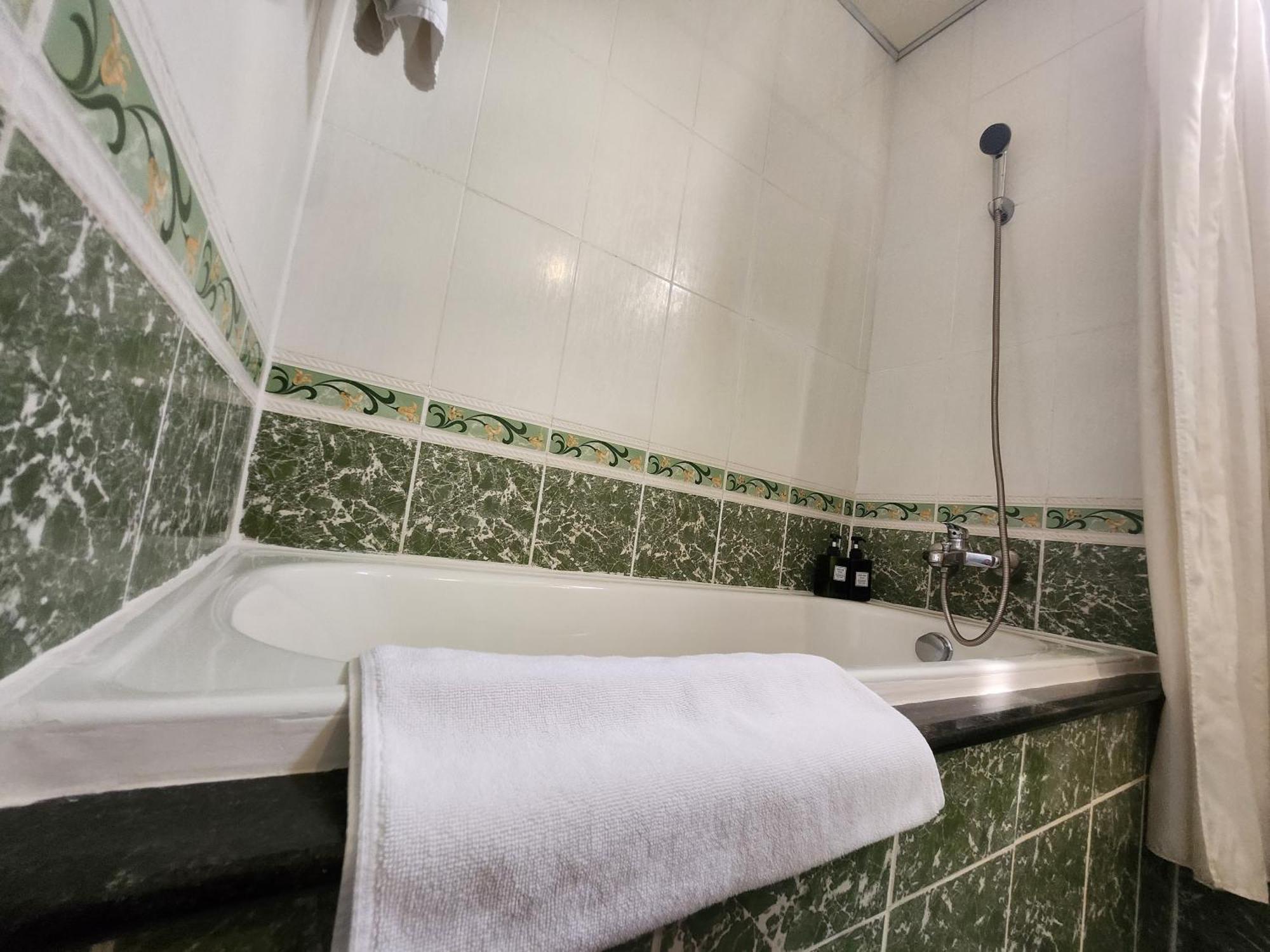 Bon Ami - Thien Xuan Hotel 3*