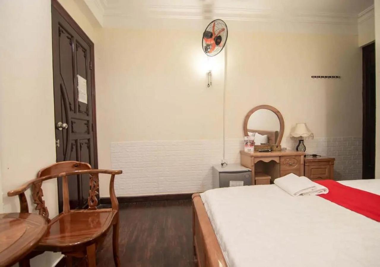 Hotel Khach San Chi Lan Vy Ho Chi Minh City