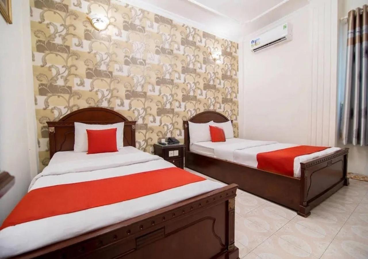 Tan Hoang Long Hotel