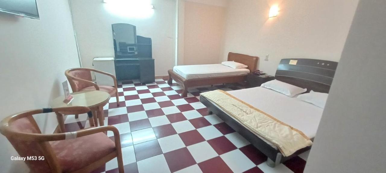 Nhat Binh 2 Bandar Ho Chi Minh