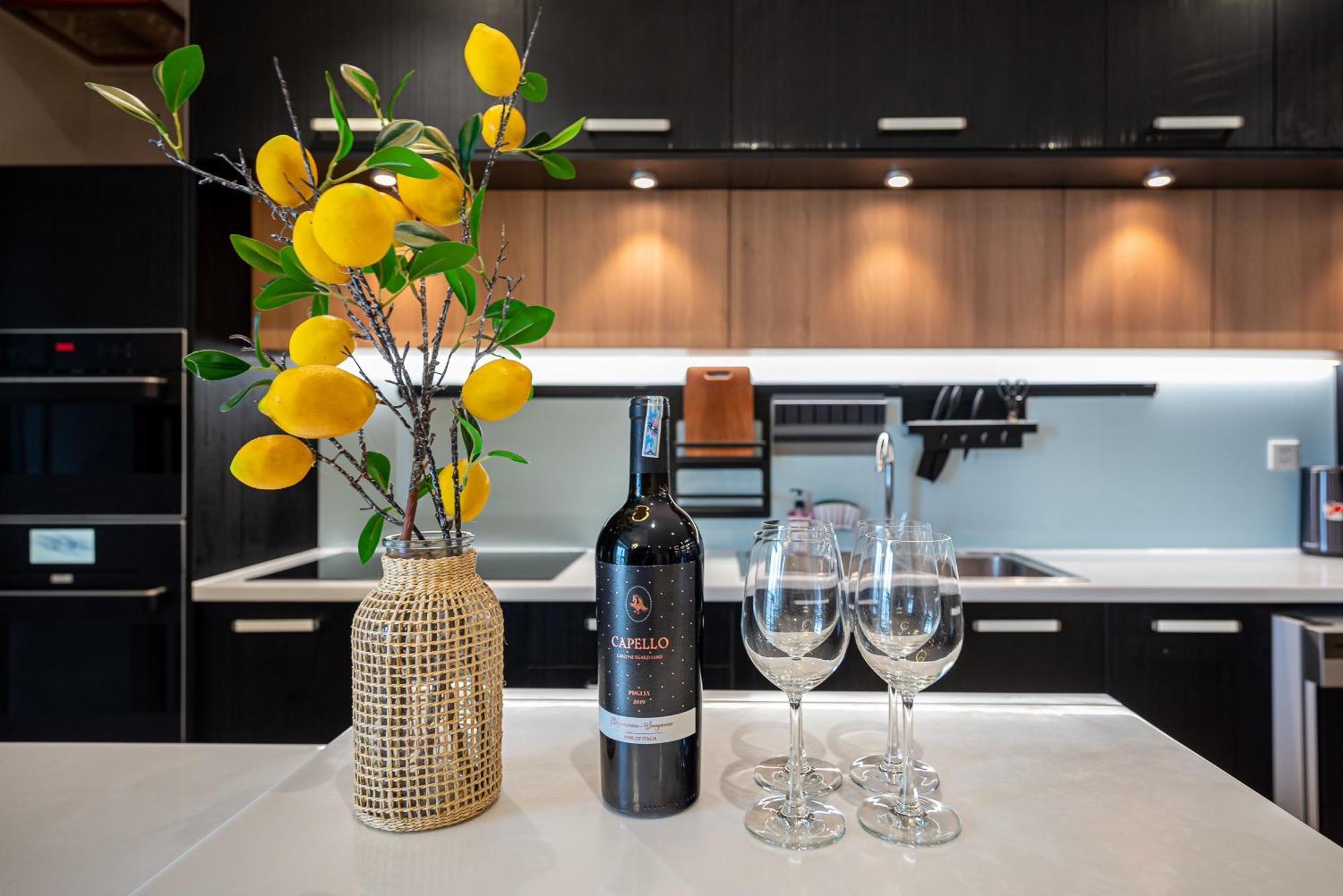 Vinhomes Central Park Luxury 1,2,3,4 Bedroom, Landmark 81 Area Apartment