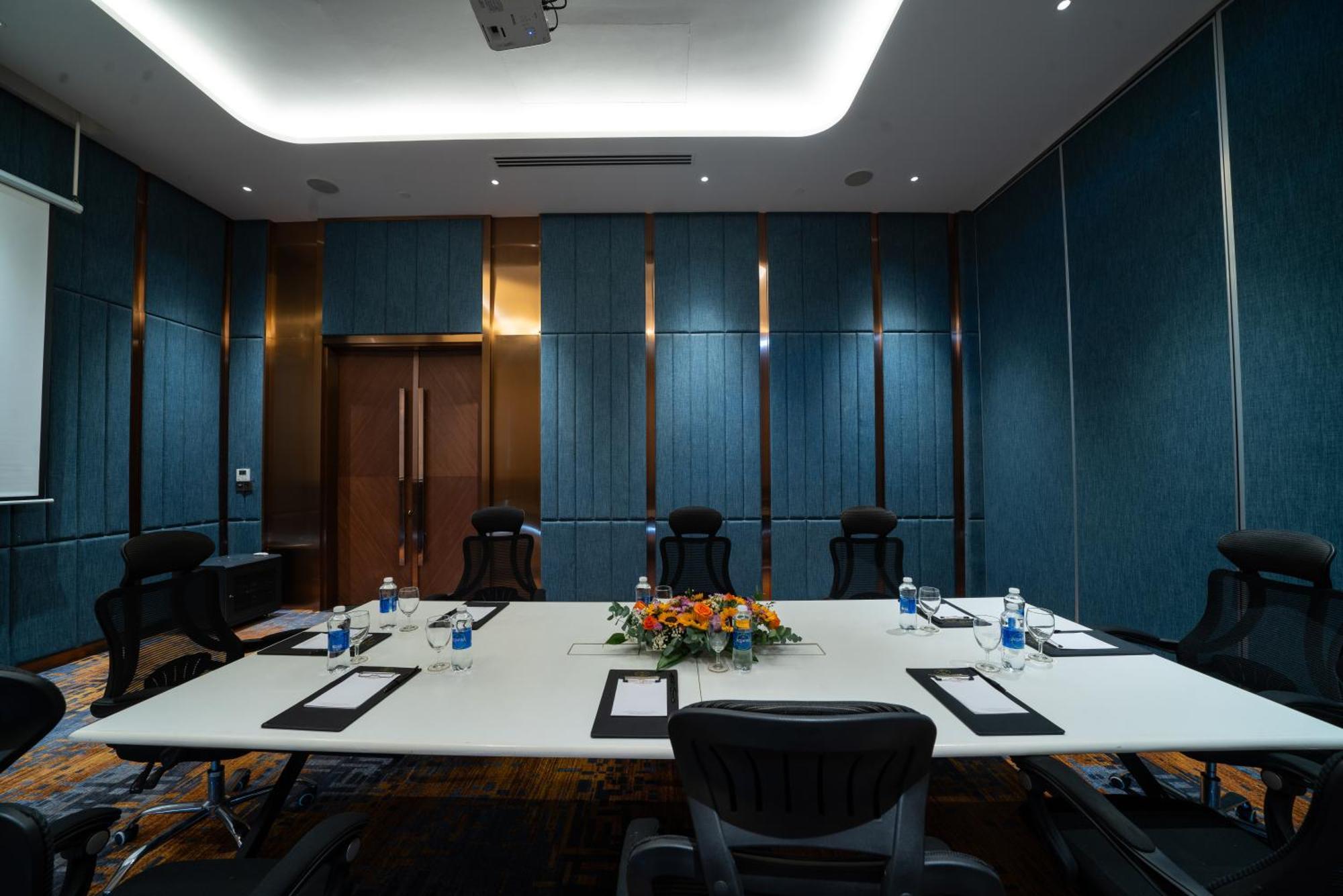 Khách sạn Northern Charm 4*