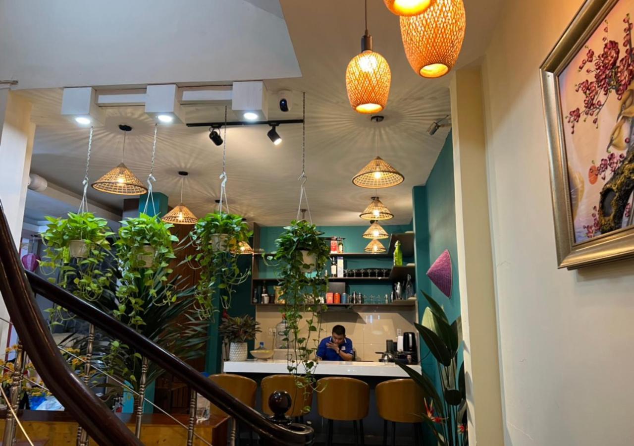 The Alley Saigon 3*