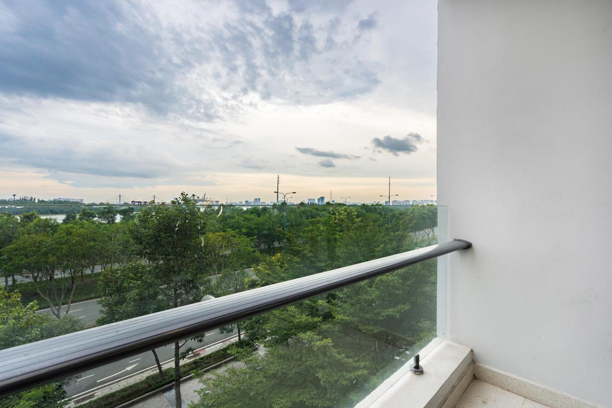 River Views 5 Min To Citycenter #newcity Pangsapuri Bandar Ho Chi Minh