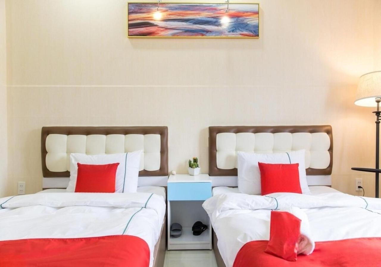 Khách sạn Bros 3*