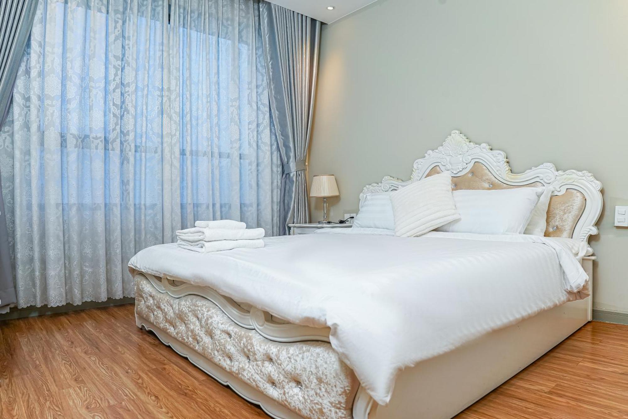 Apartment Louisa The Gold View