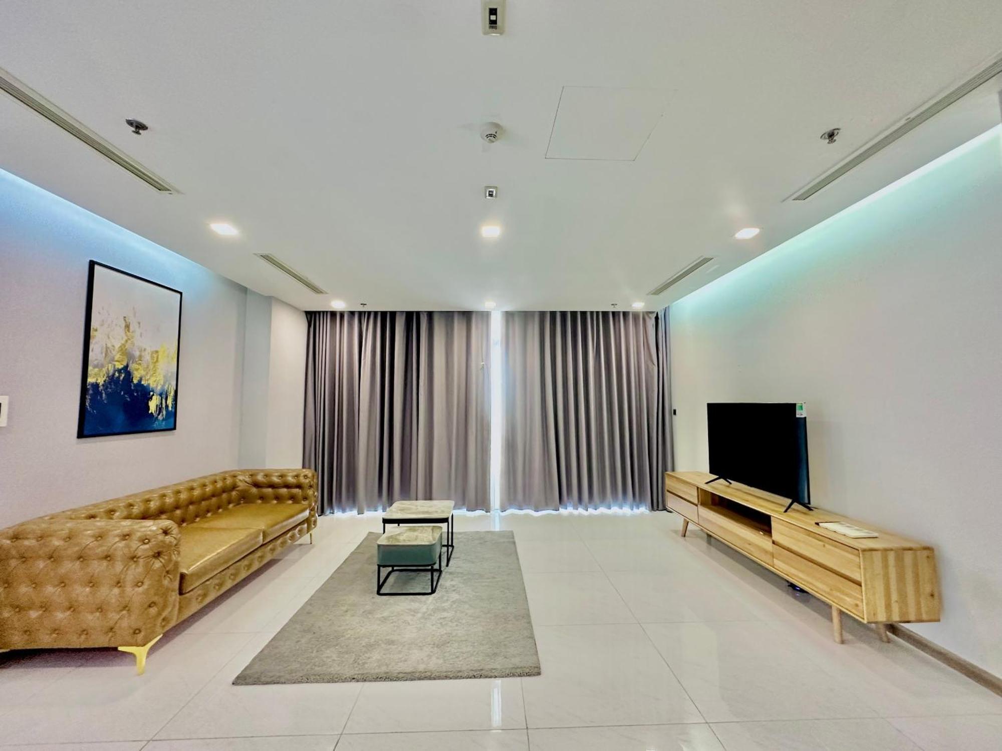 Apartment Vinhomes Central Park Luxury 1,2,3,4 Bedroom, Landmark 81 Area Ho Chi Minh City