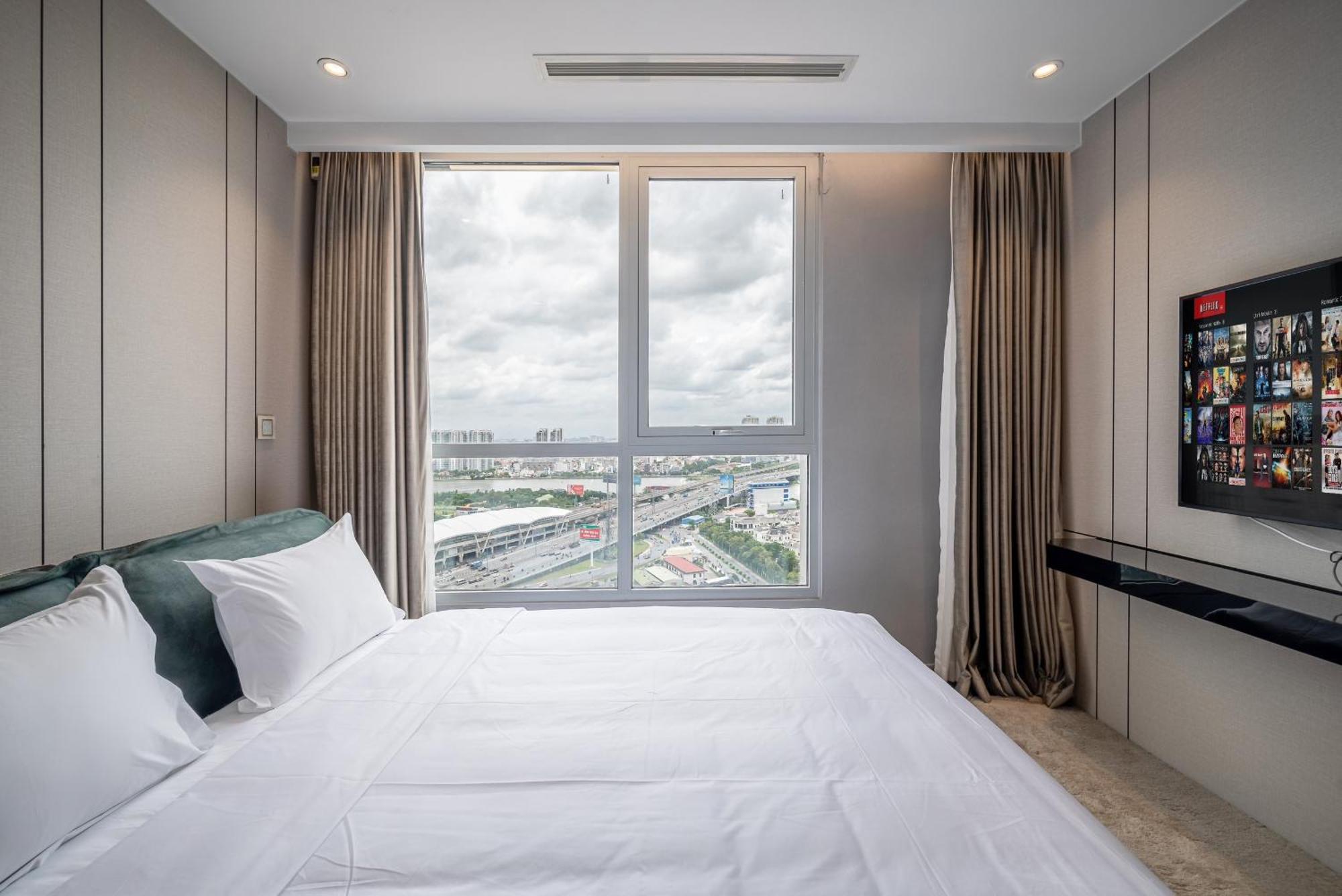 Apartment Vinhomes Central Park Luxury 1,2,3,4 Bedroom, Landmark 81 Area