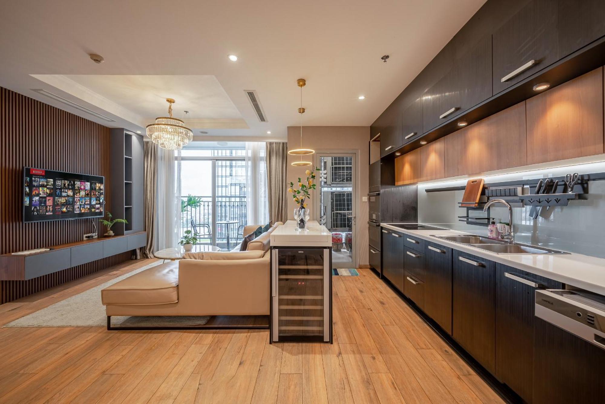 Vinhomes Central Park Luxury 1,2,3,4 Bedroom, Landmark 81 Area *