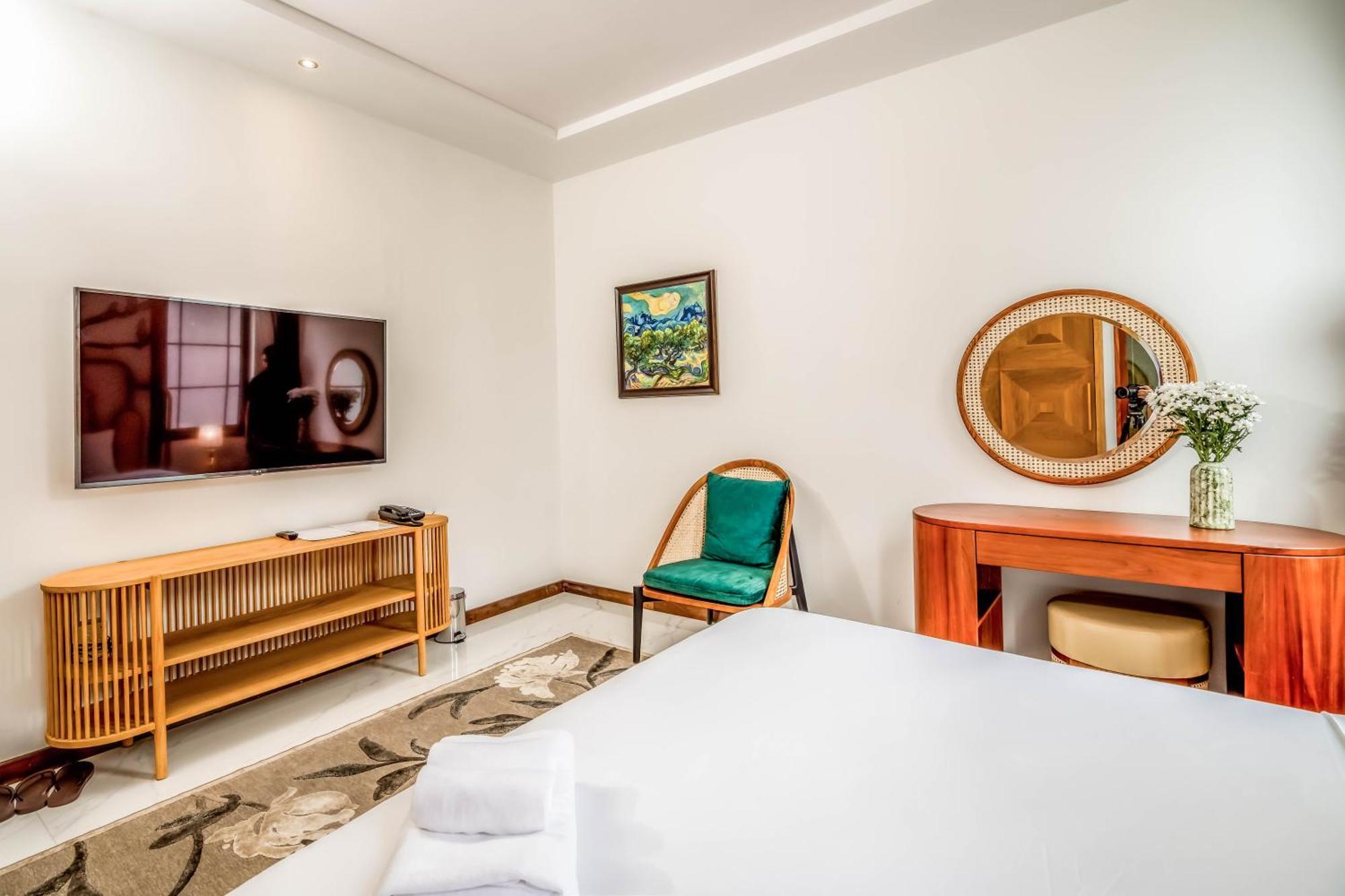 Free Airport - Misaki By Sazi Hotel Ho Chi Minh City