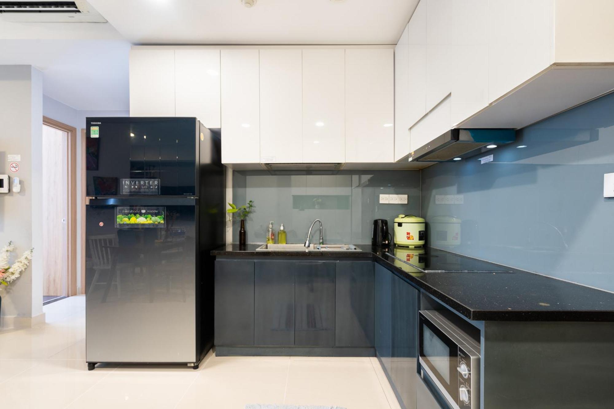 Apartment Tan Son Nhat Airport Sweet 2 Bedroom 1 Wc Apartment-free Gym , Sky Pool ,bbq ,garden