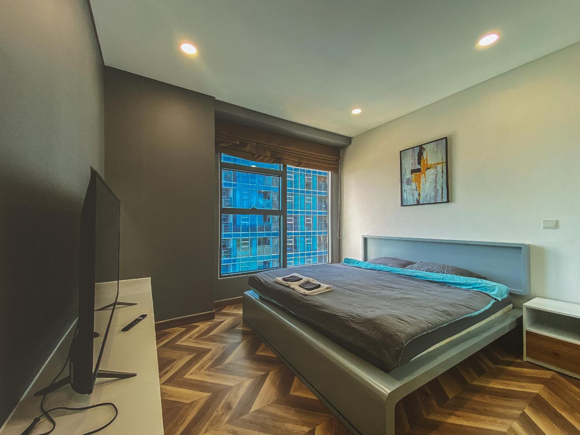 Zeus Living - Cozy 3 Bedroom In Sunwah Pearl Apartment Ho Chi Minh City