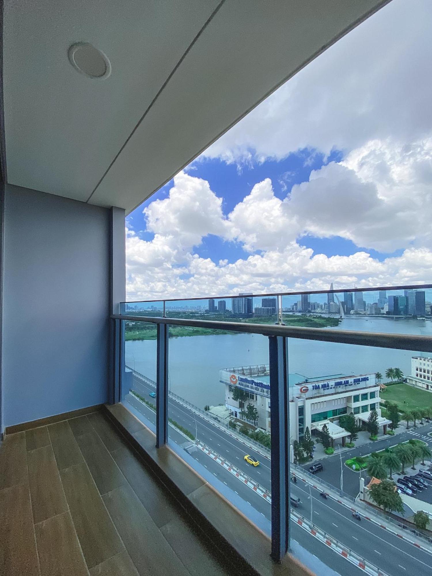 Zeus Living - Cozy 3 Bedroom In Sunwah Pearl *
