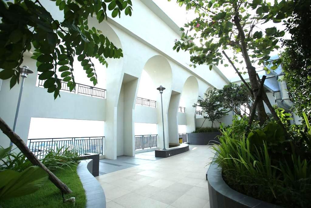 Linda Apartment-icon56-district4-3mins To Center Dtrc1- Infinity Pool- Awesome Rooftop Apartment Ho Chi Minh City